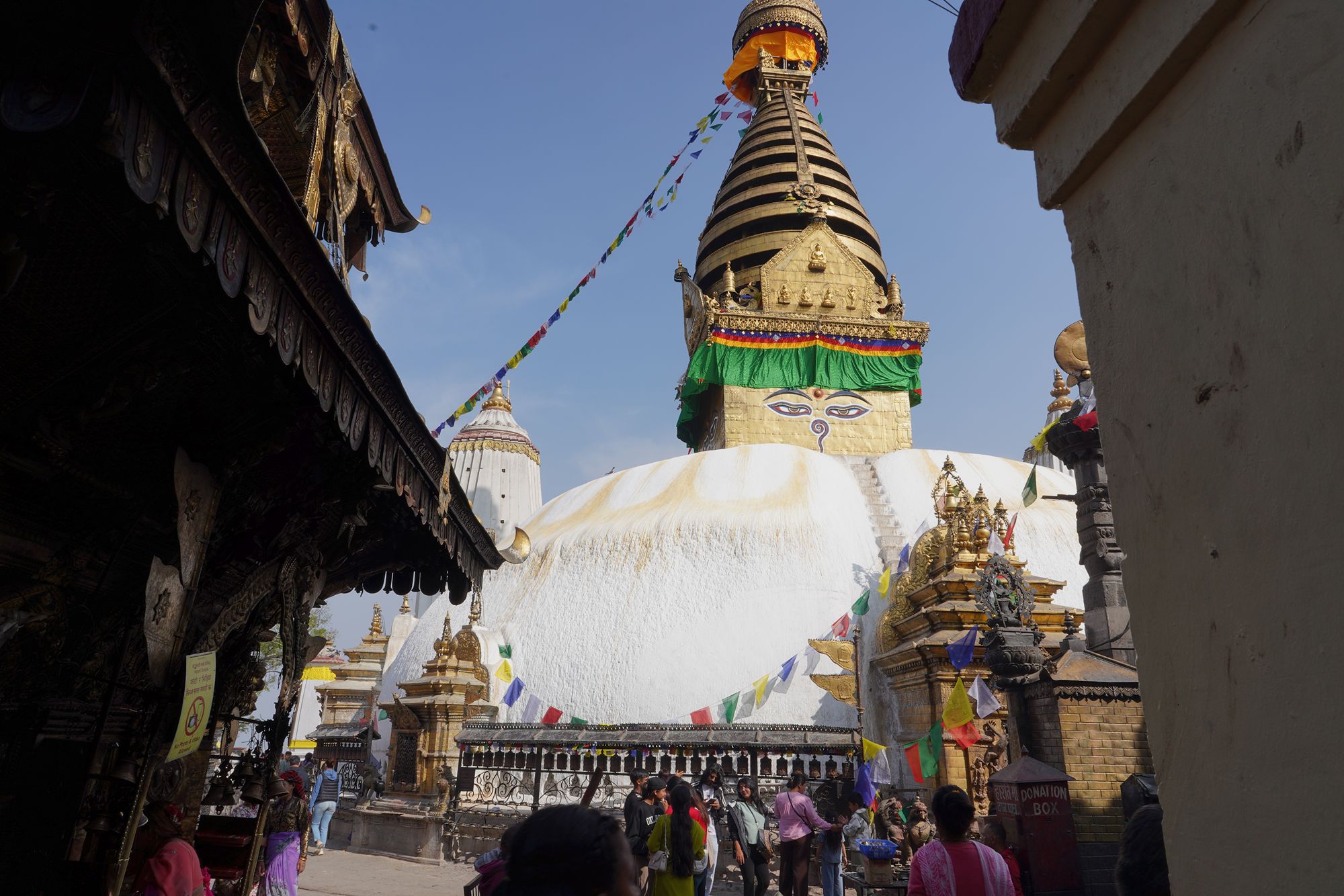 Kathmandu, Swayambhu Mahachaitya (31) Kathmandu, Swayambhu Mahachaitya (31)