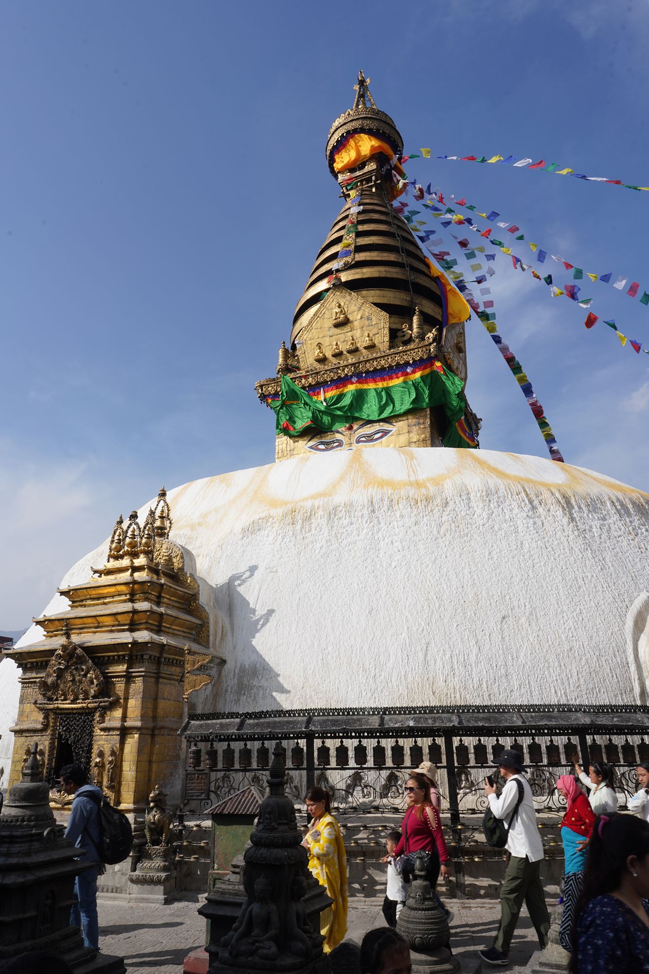 Kathmandu, Swayambhu Mahachaitya (65) Kathmandu, Swayambhu Mahachaitya (65)