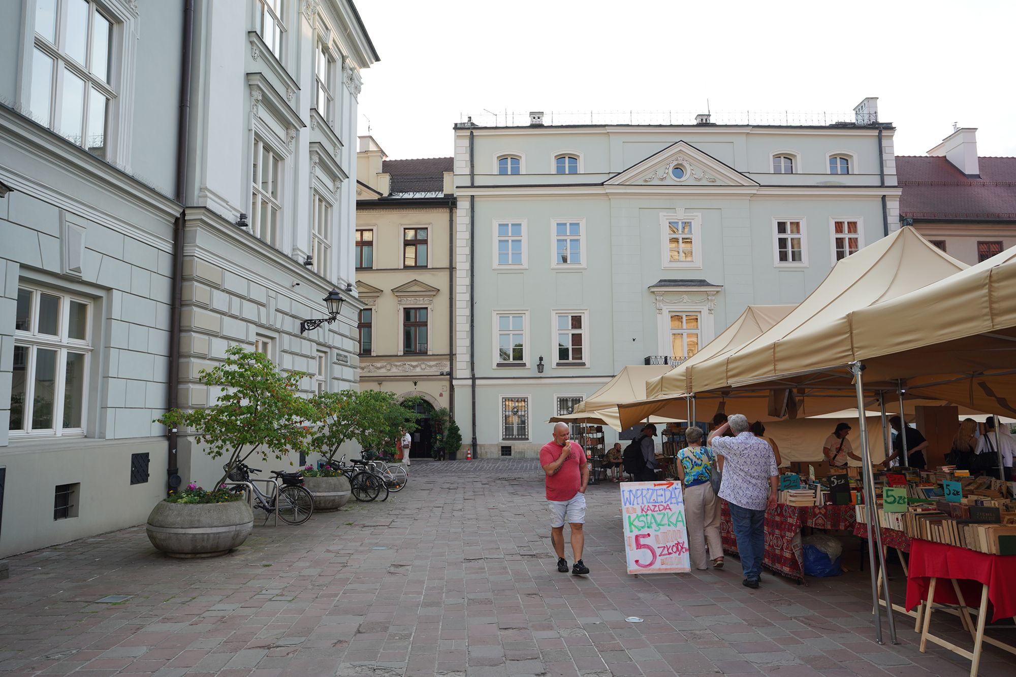Krakow Walk I (74) Krakow Walk I (74)