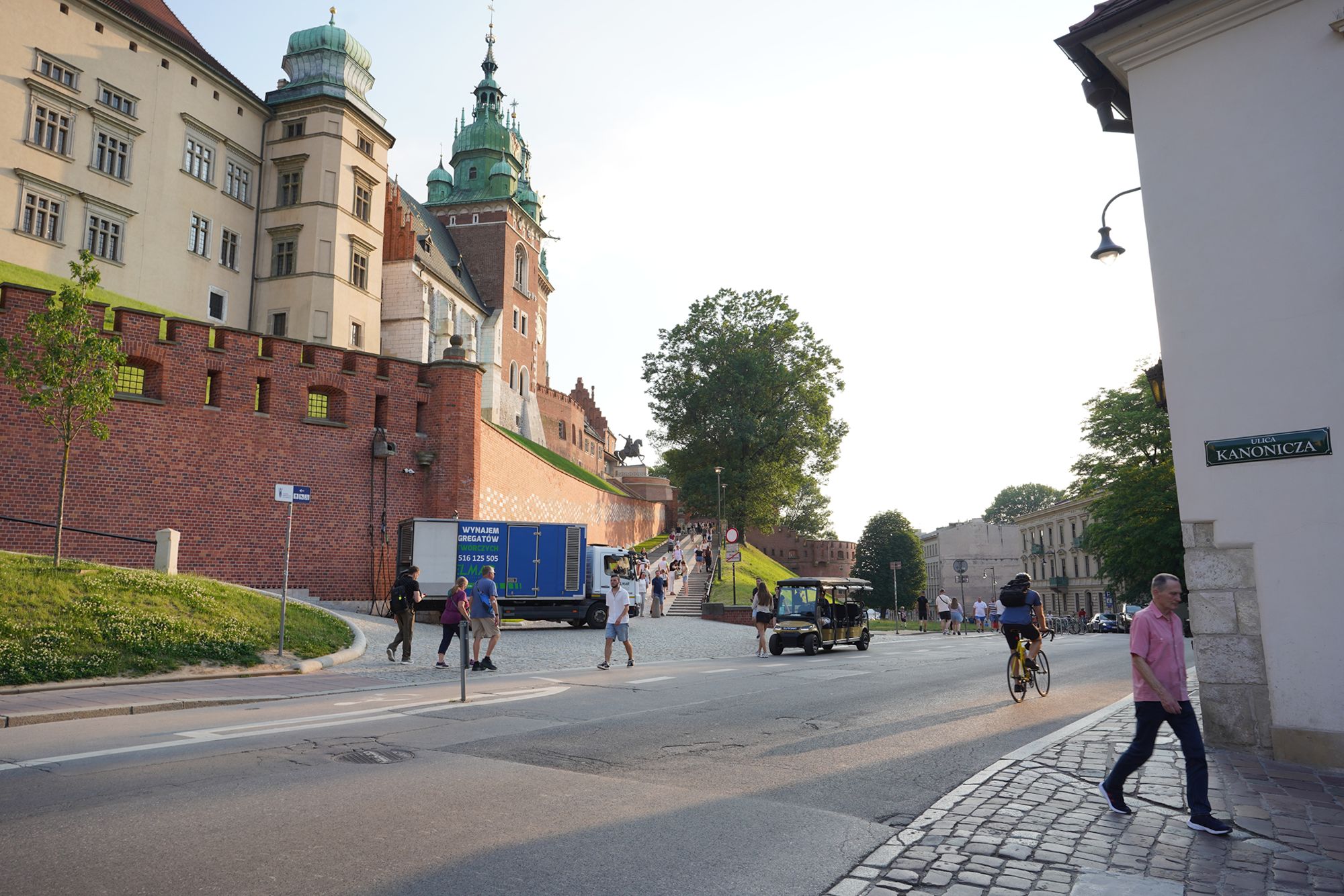 Krakow Walk I (81) Krakow Walk I (81)