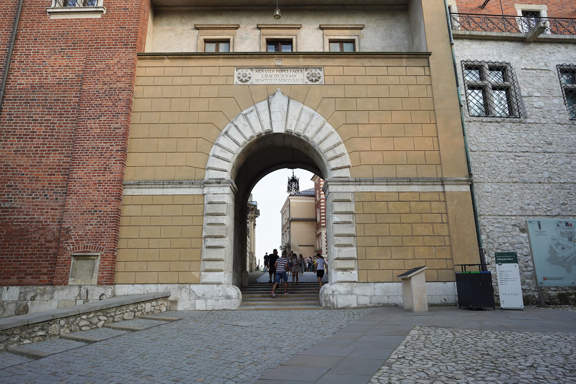Krakow Walk I (89) Krakow Walk I (89)