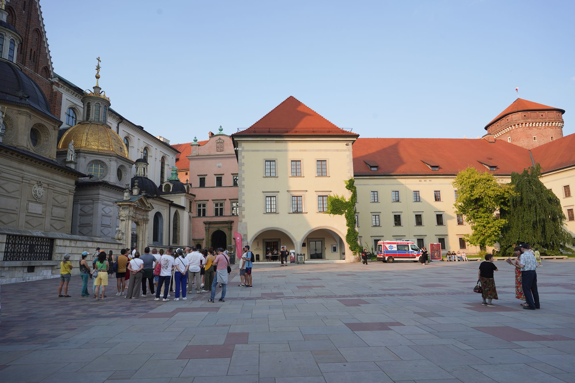 Krakow Walk I (99) Krakow Walk I (99)