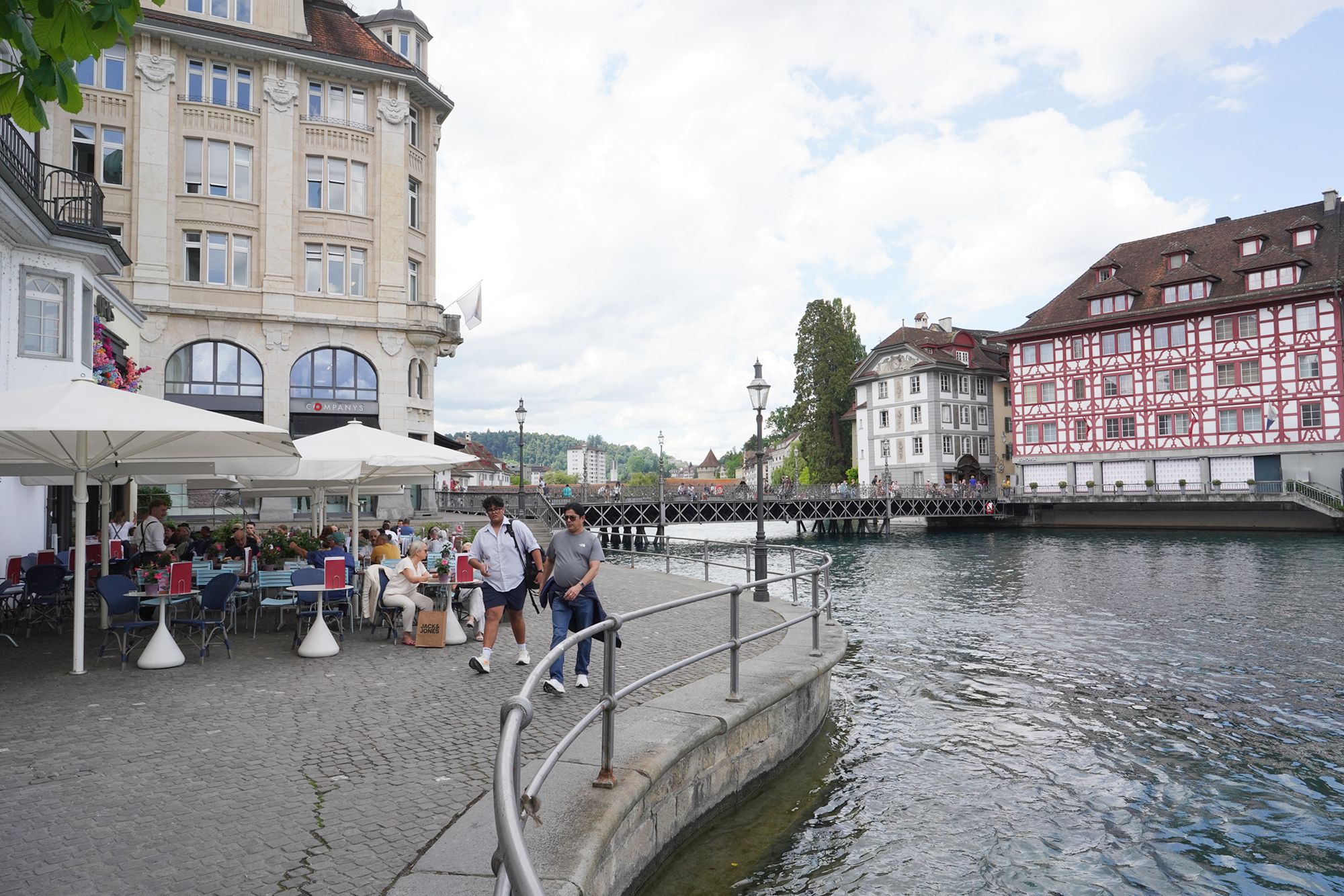 Lucerne Walk (49) Lucerne Walk (49)