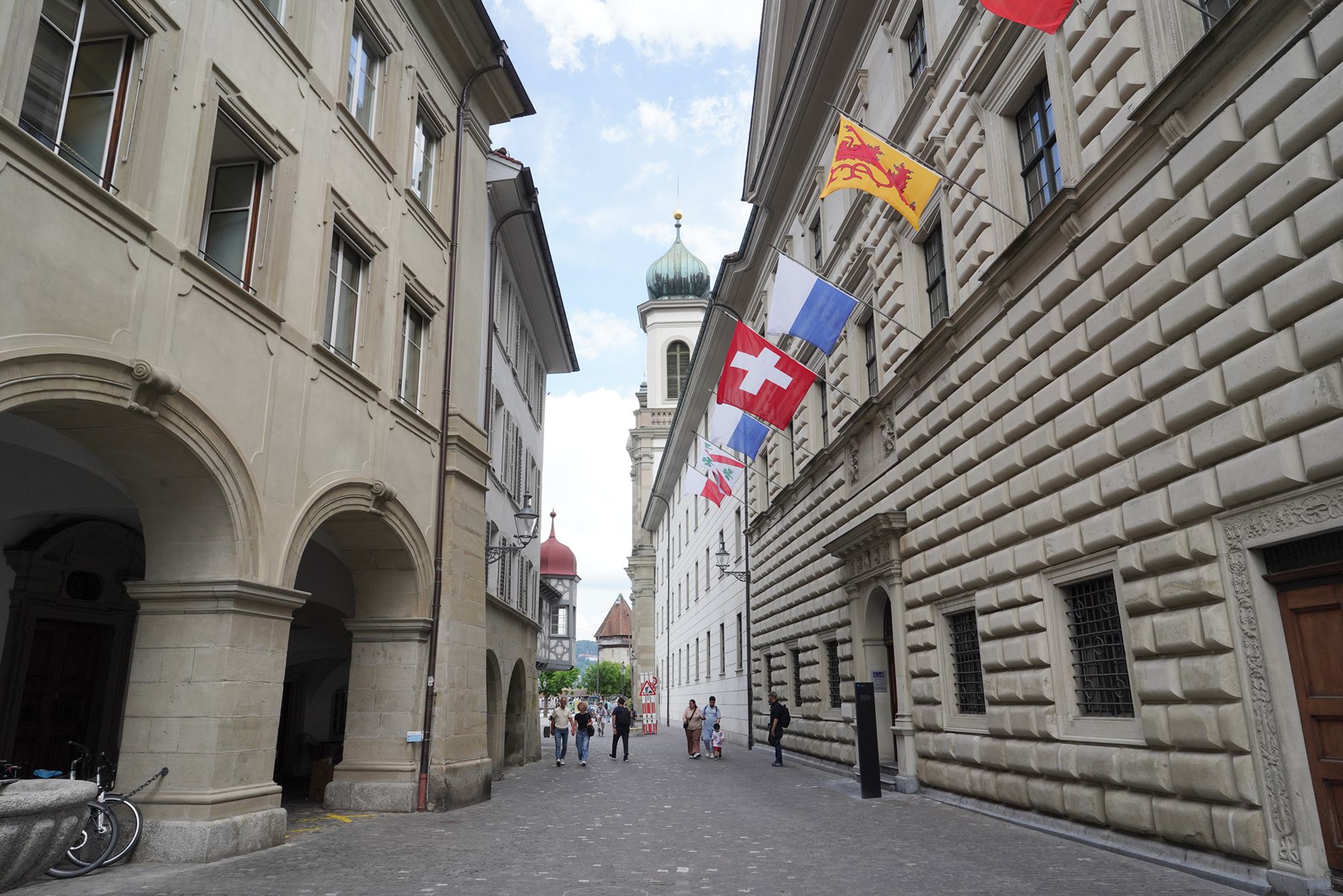 Lucerne Walk (58) Lucerne Walk (58)