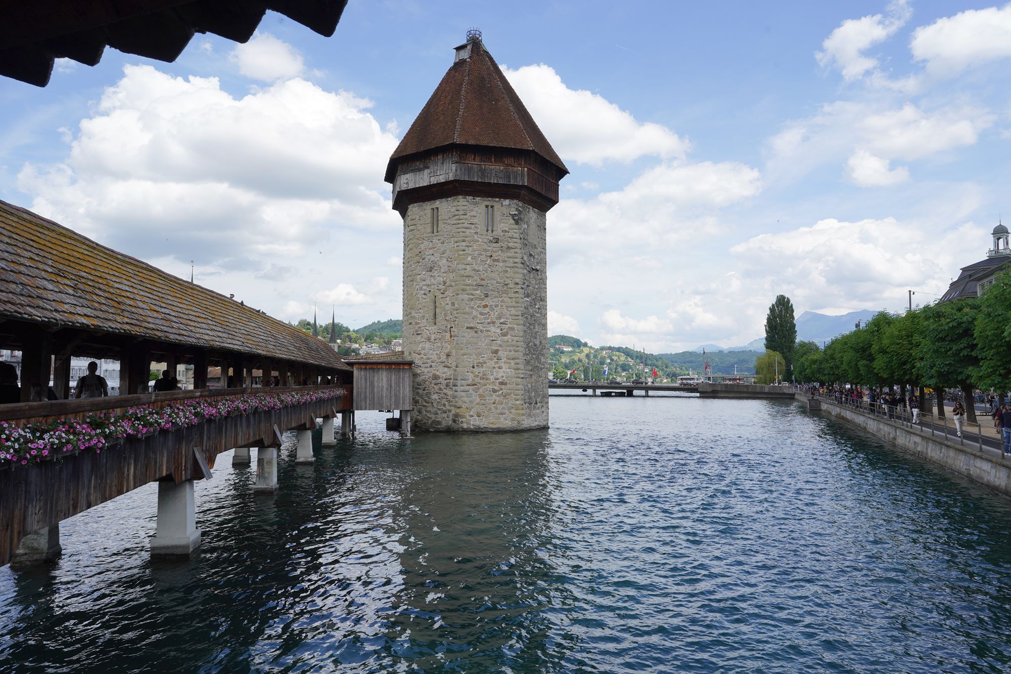 Lucerne Walk (80) Lucerne Walk (80)