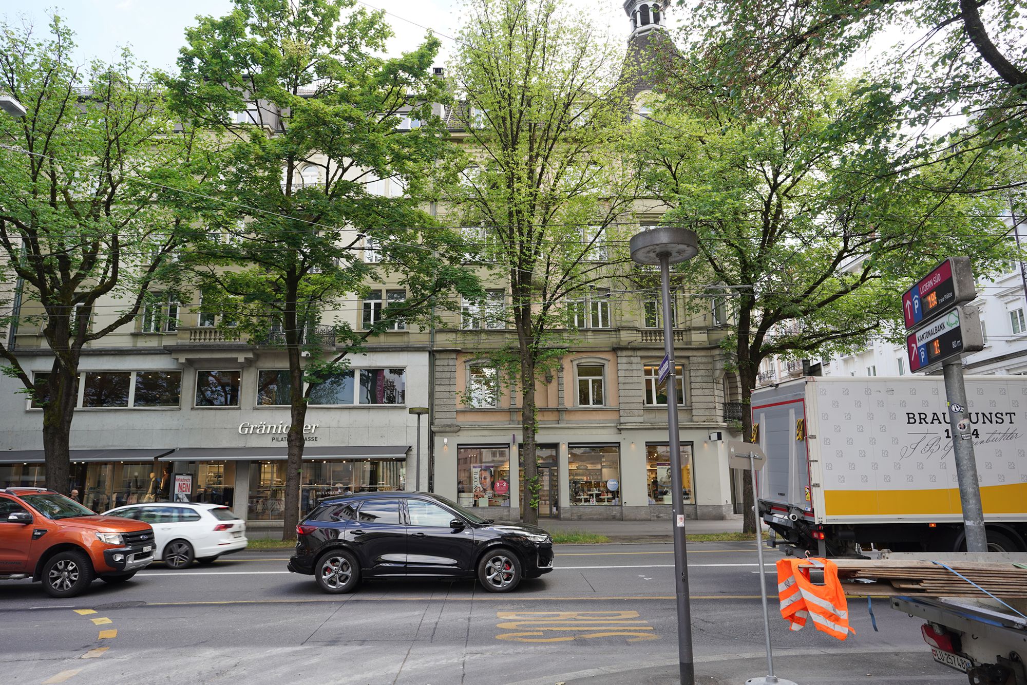 Lucerne Walk (93) Lucerne Walk (93)