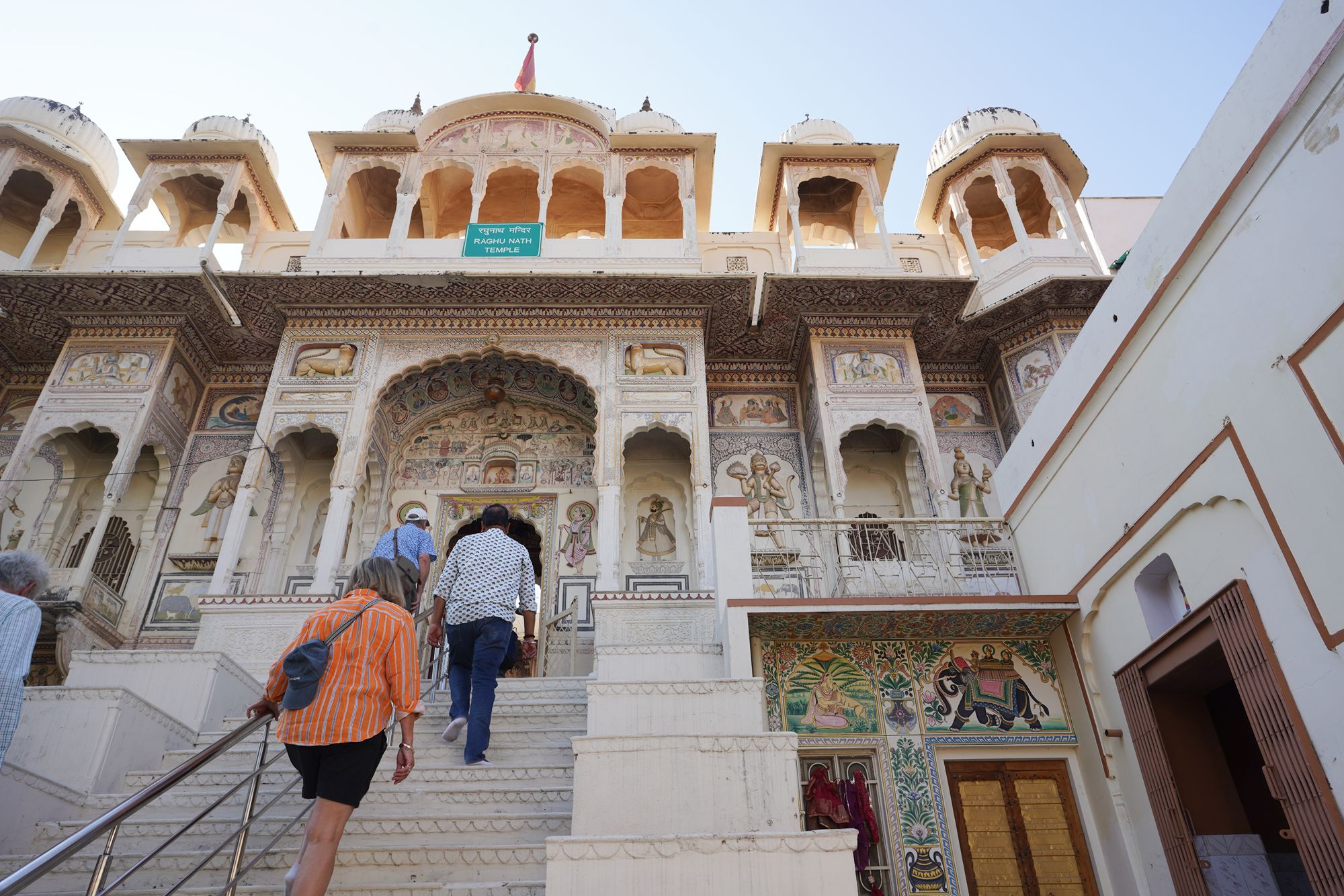 Mandawa’s old town historic haveli quarter (8) Mandawa’s old town historic haveli quarter (8)