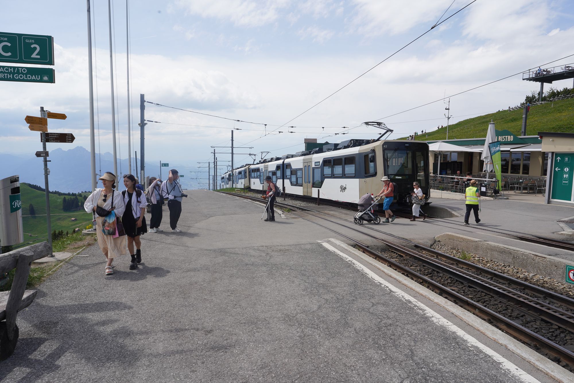 Mt. Rigi (70) Mt. Rigi (70)