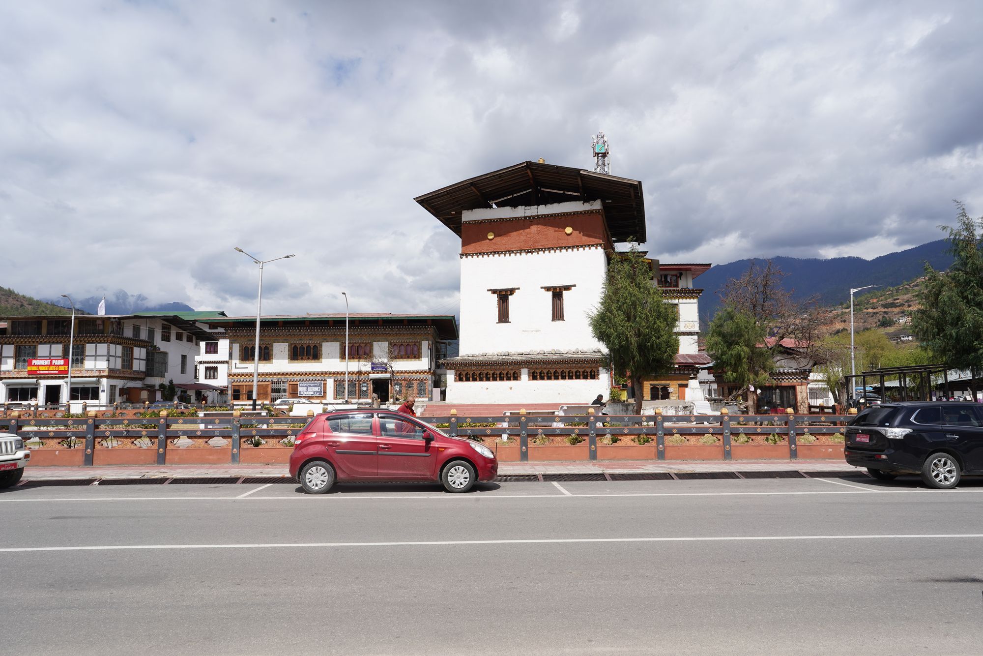 Paro City Walk (110)