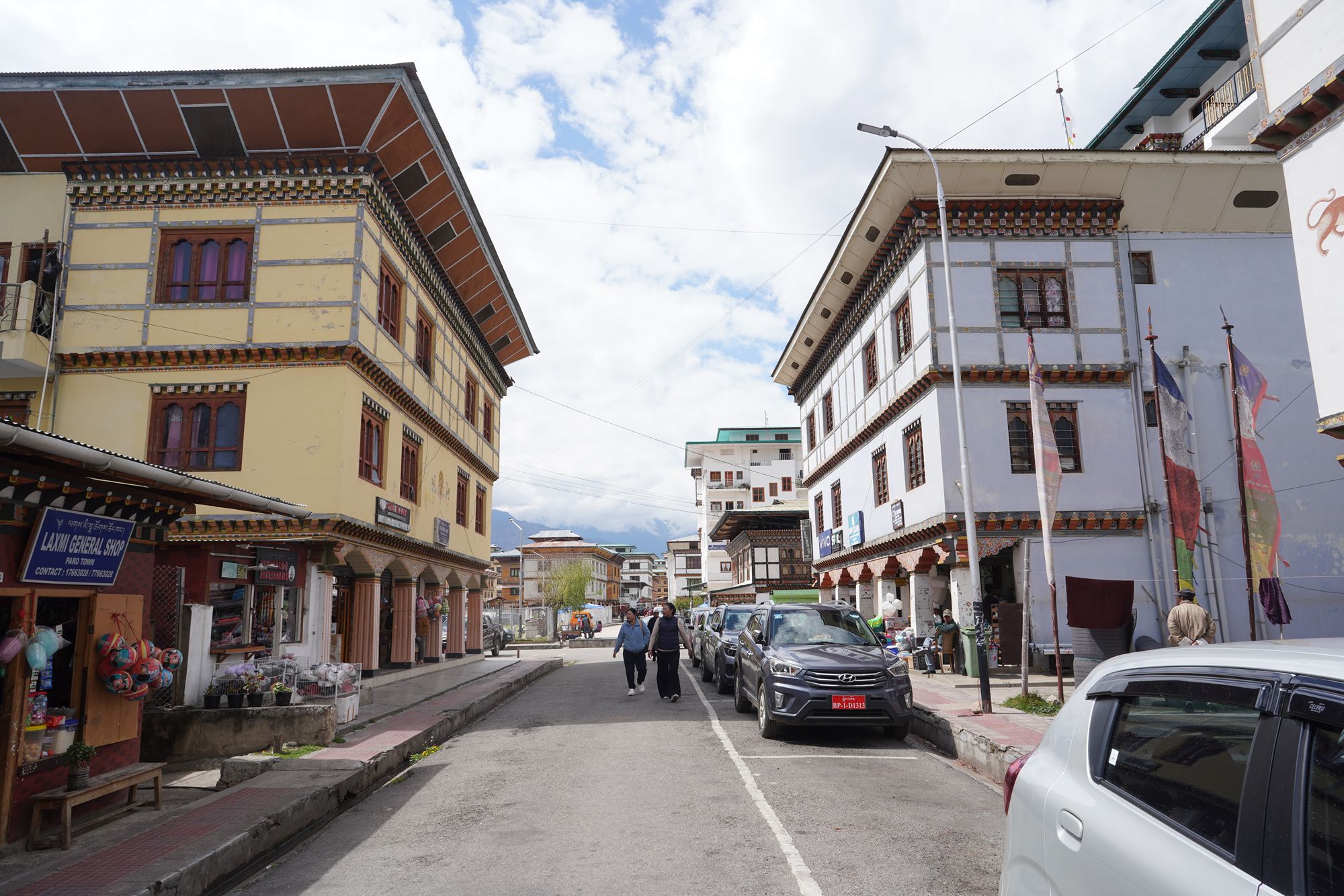 Paro City Walk (120)