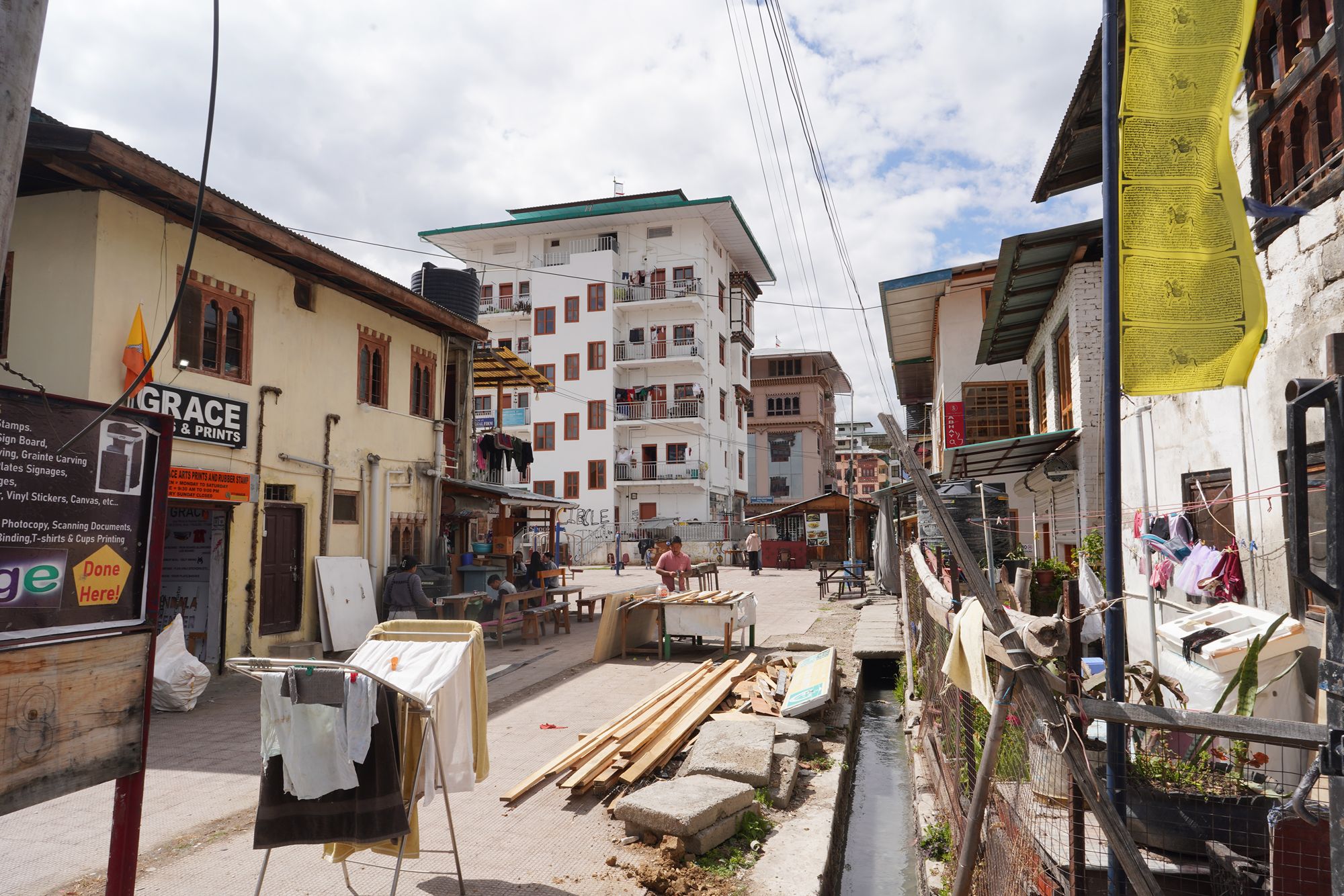 Paro City Walk (126)