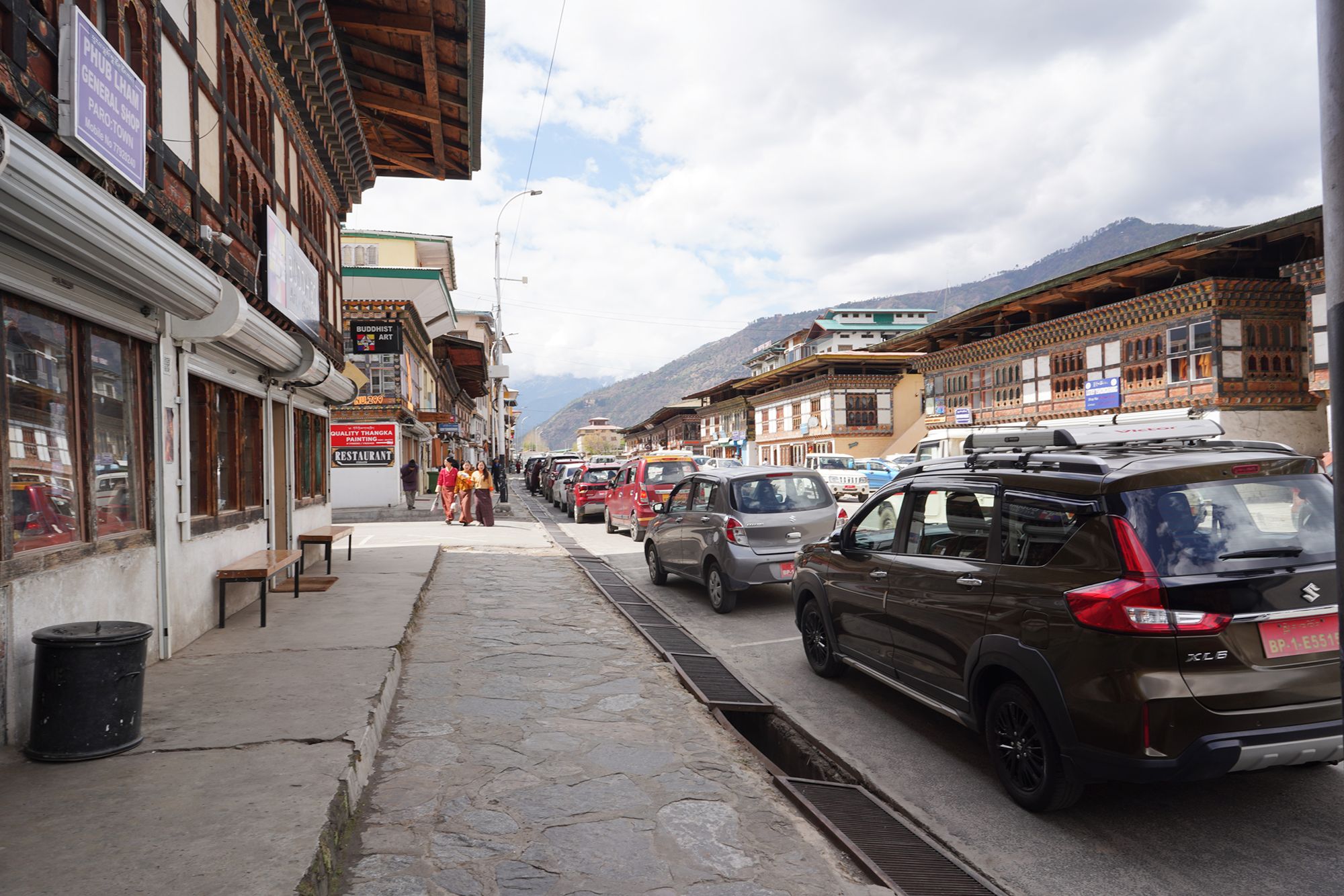 Paro City Walk (128)