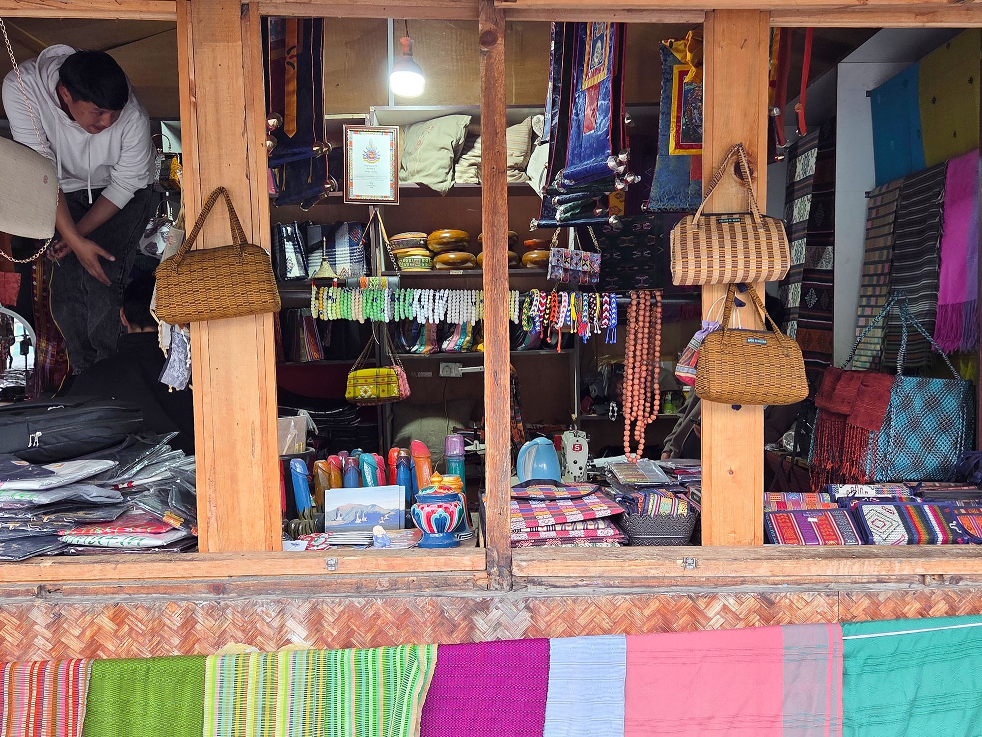 Paro City Walk (4)