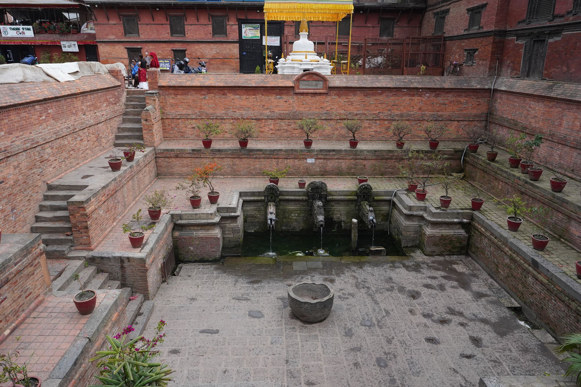 Patan Dubar Square and Market Area (106) Patan Dubar Square and Market Area (106)
