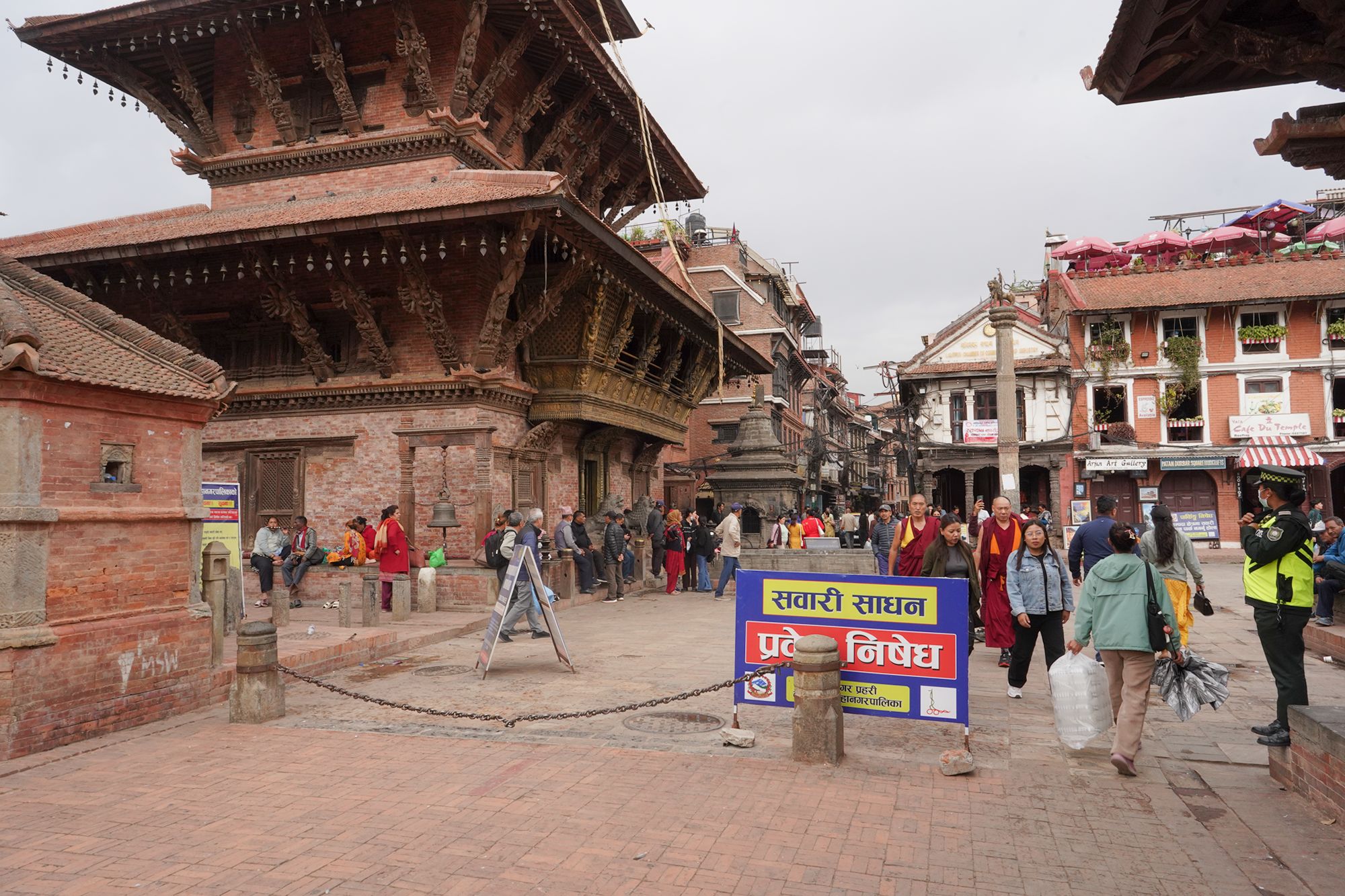 Patan Dubar Square and Market Area (108) Patan Dubar Square and Market Area (108)