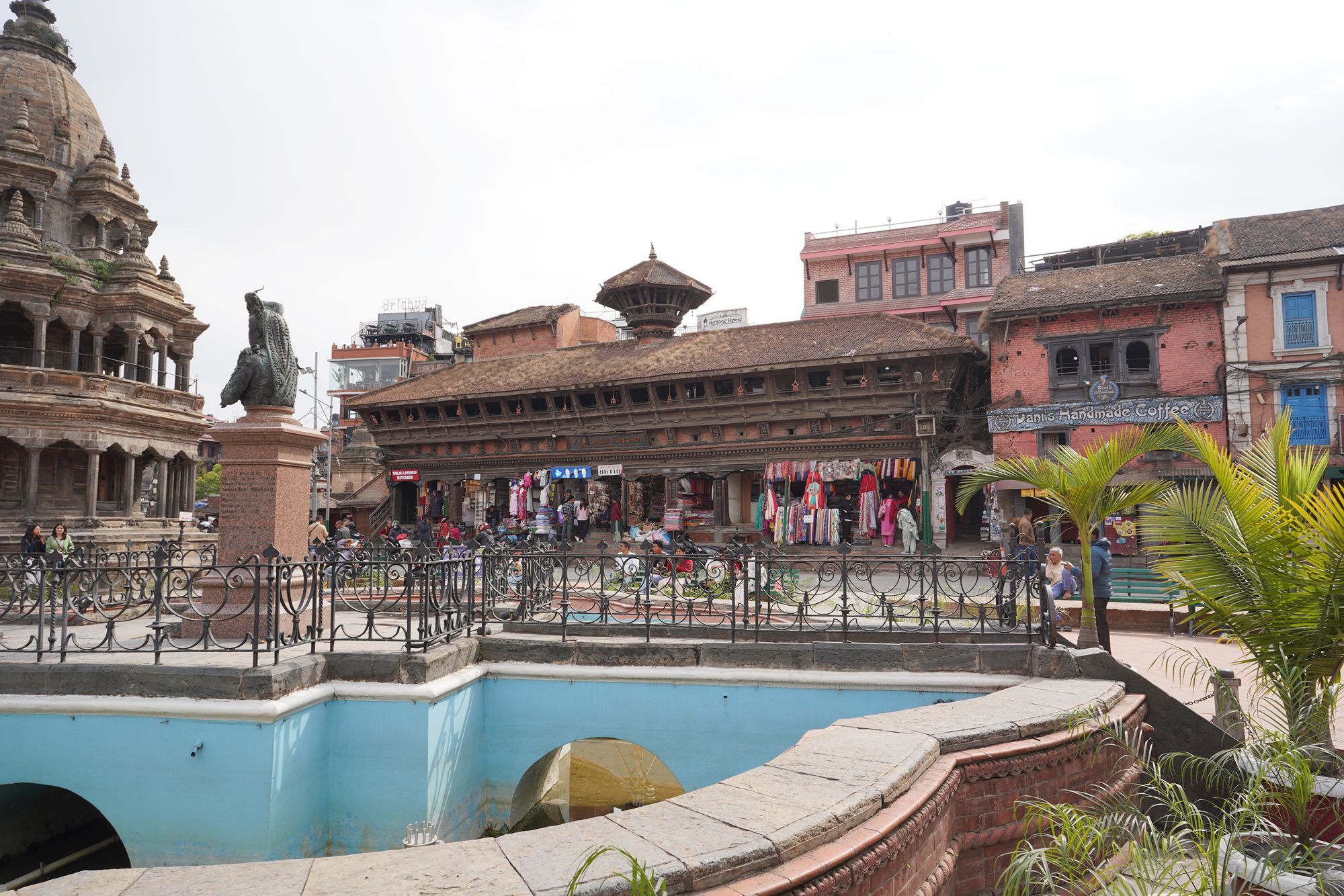 Patan Dubar Square and Market Area (14) Patan Dubar Square and Market Area (14)