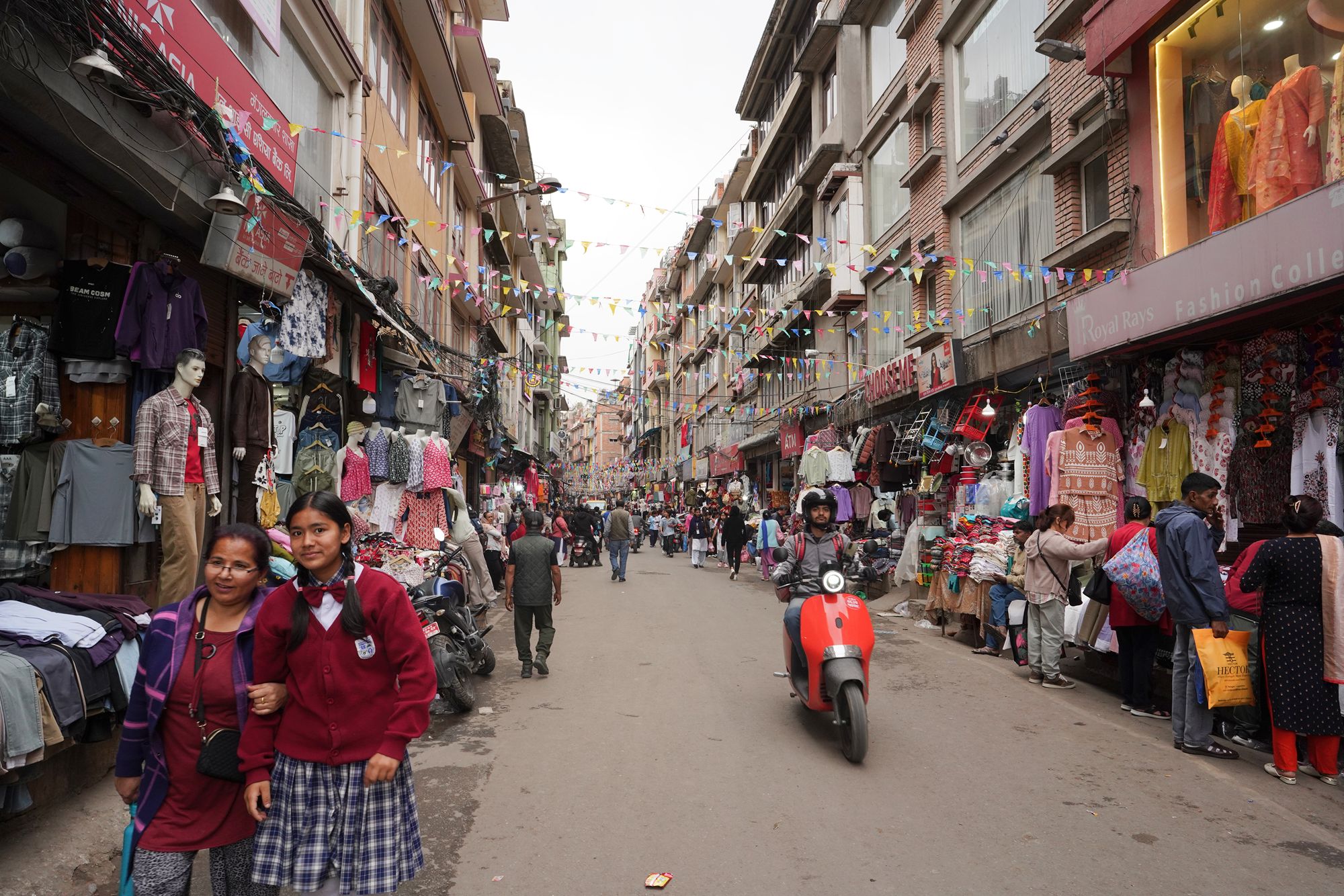 Patan Dubar Square and Market Area (140) Patan Dubar Square and Market Area (140)