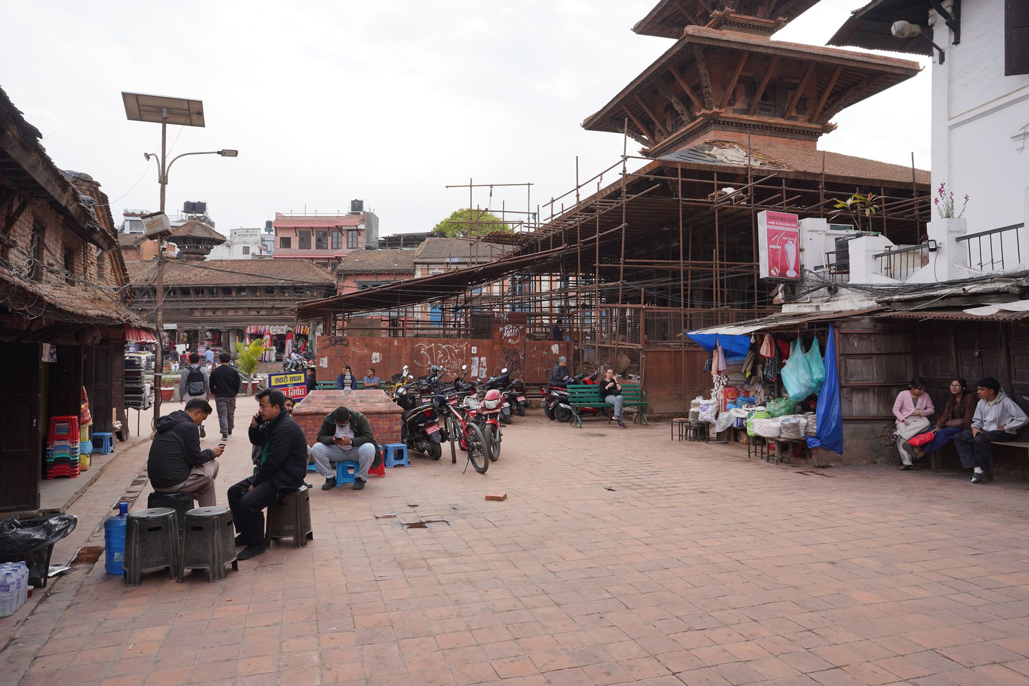 Patan Dubar Square and Market Area (16) Patan Dubar Square and Market Area (16)