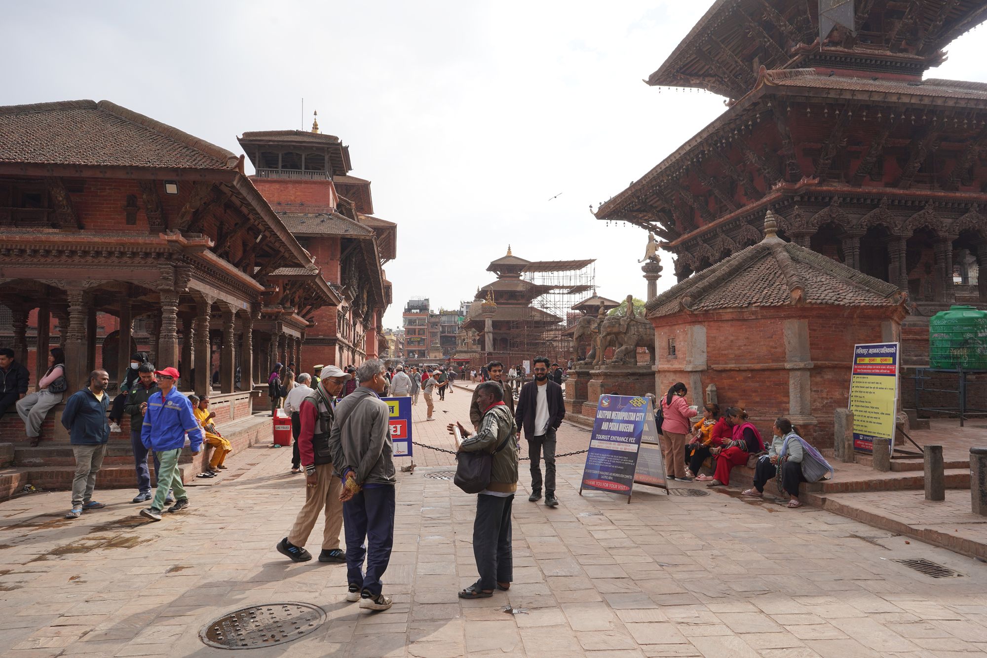 Patan Dubar Square and Market Area (37) Patan Dubar Square and Market Area (37)