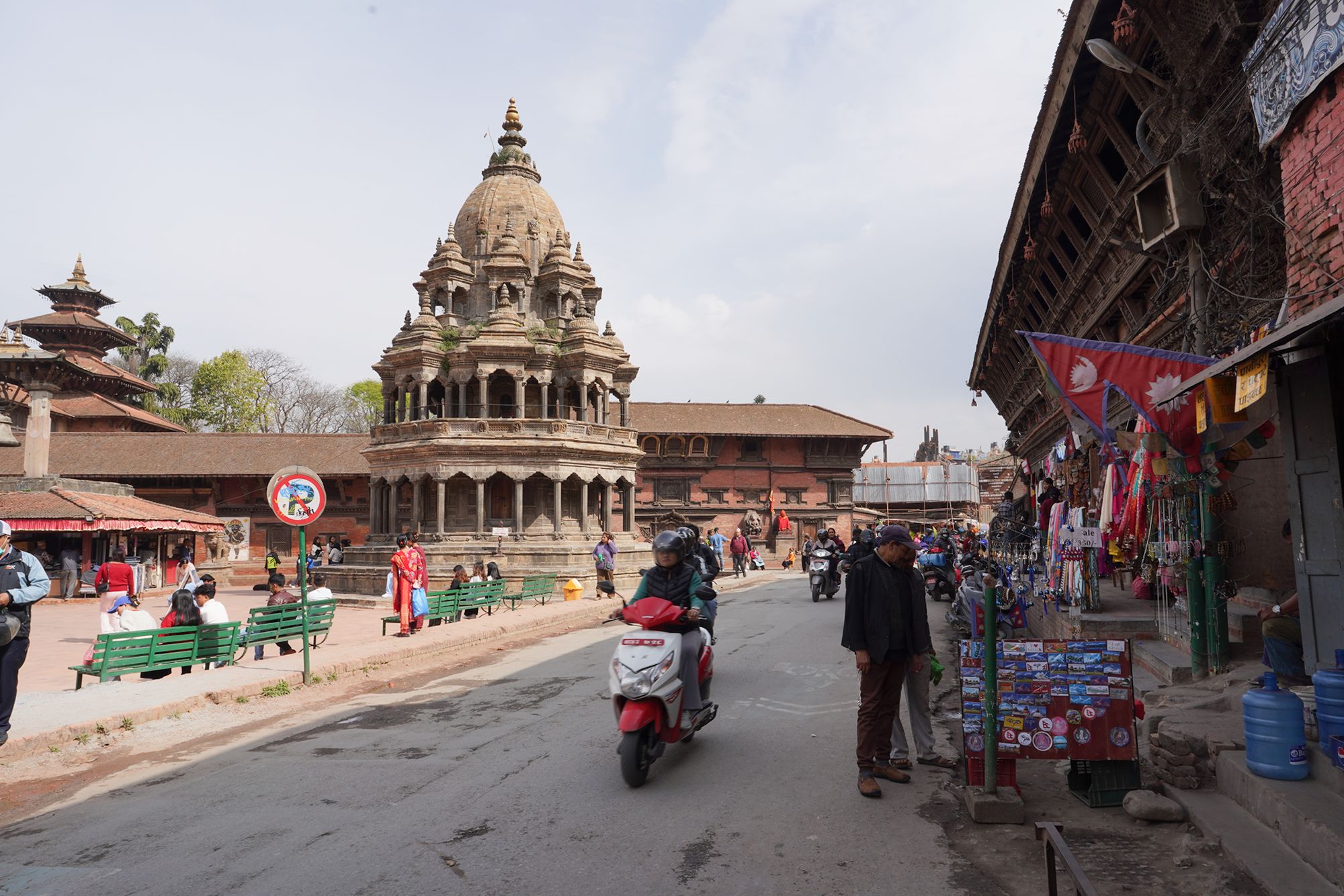 Patan Dubar Square and Market Area (6) Patan Dubar Square and Market Area (6)