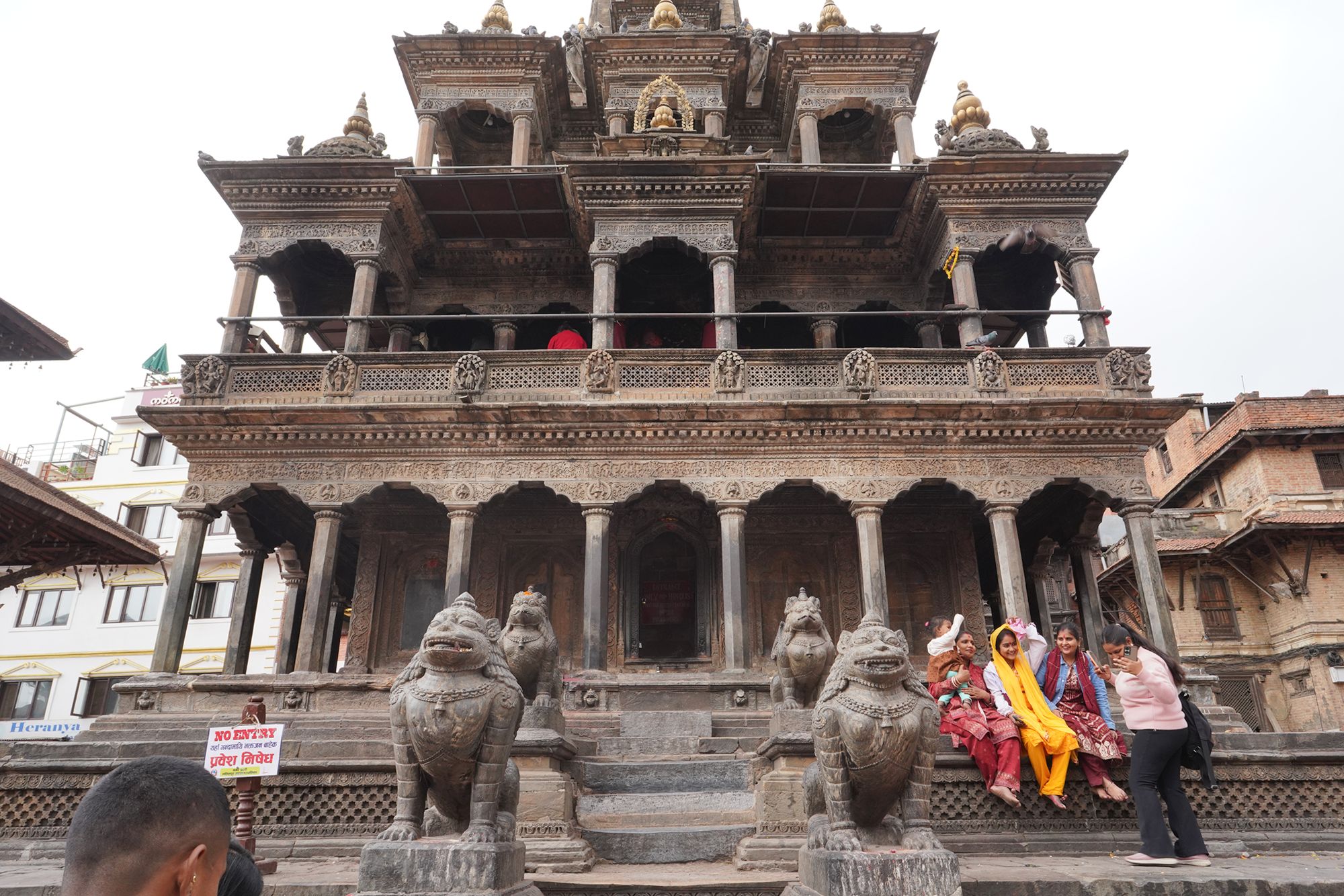 Patan Dubar Square and Market Area (96) Patan Dubar Square and Market Area (96)