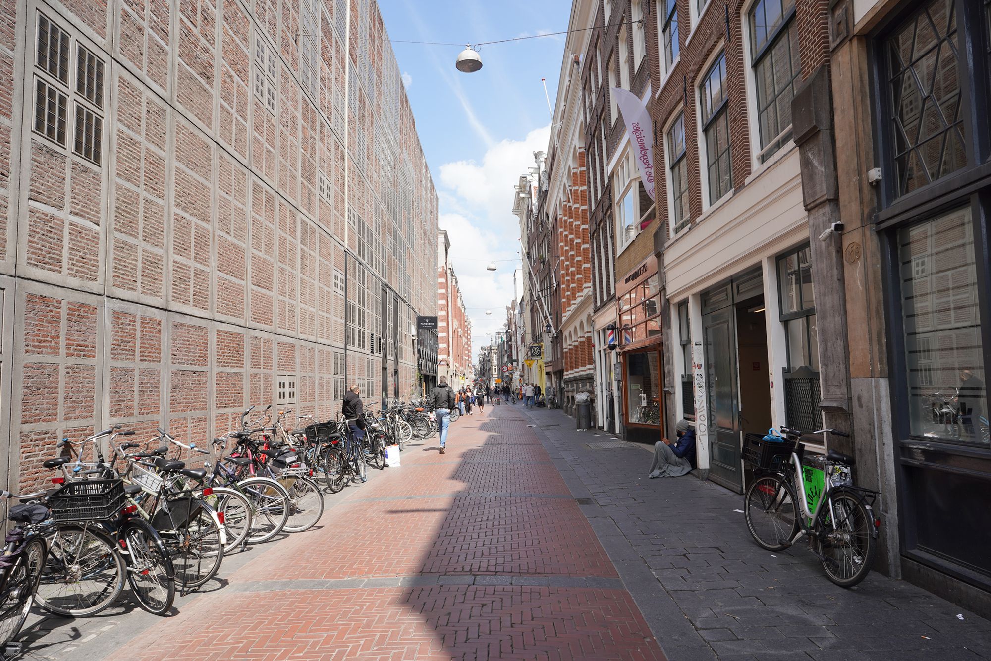Red Light District Walk (12) Red Light District Walk (12)