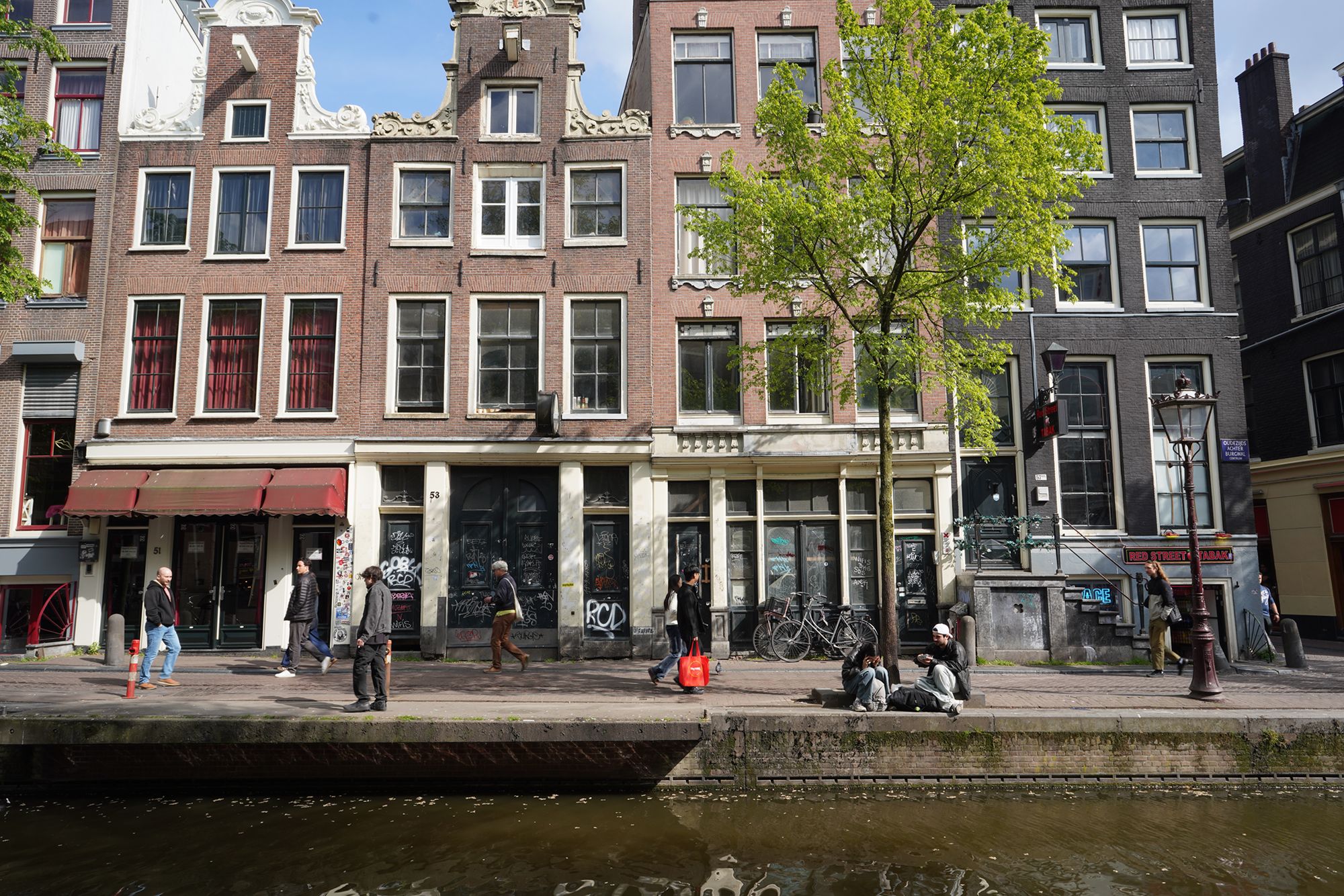 Red Light District Walk (143) Red Light District Walk (143)