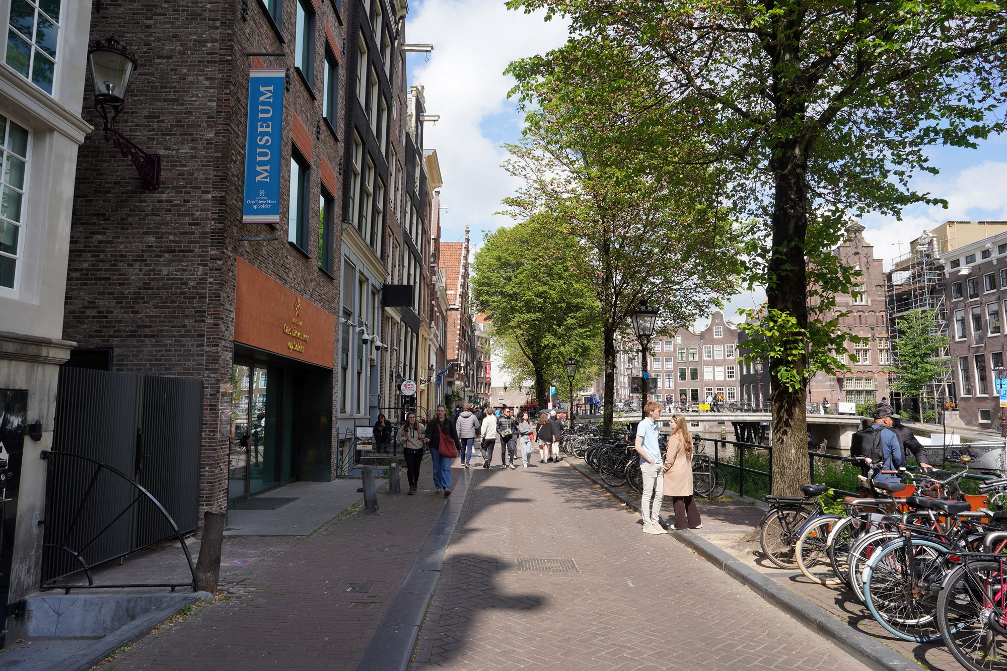 Red Light District Walk (75) Red Light District Walk (75)