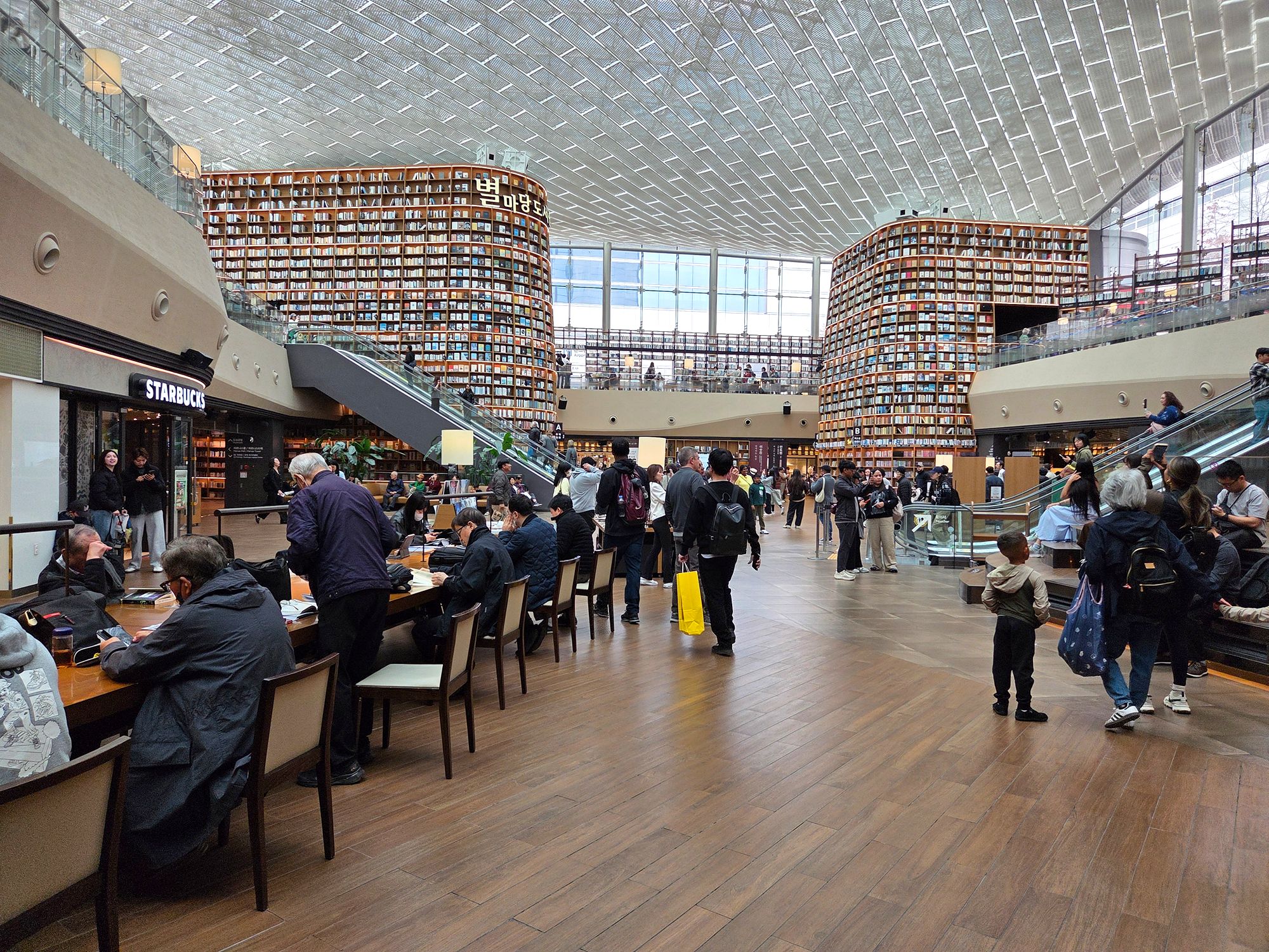 Seoul Coex and Uljiro (2)