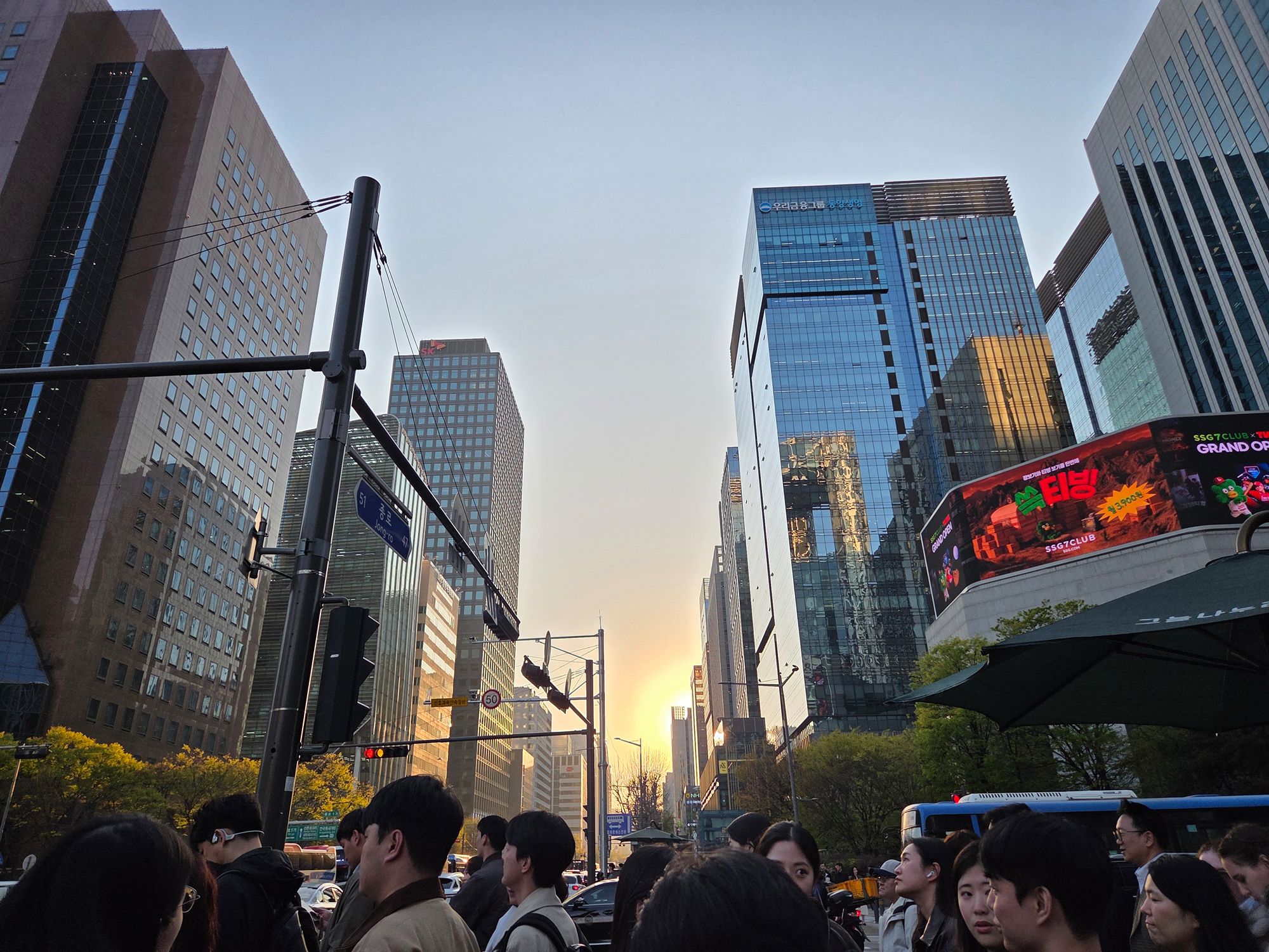 Jong-ro Walk, Seoul, South Korea