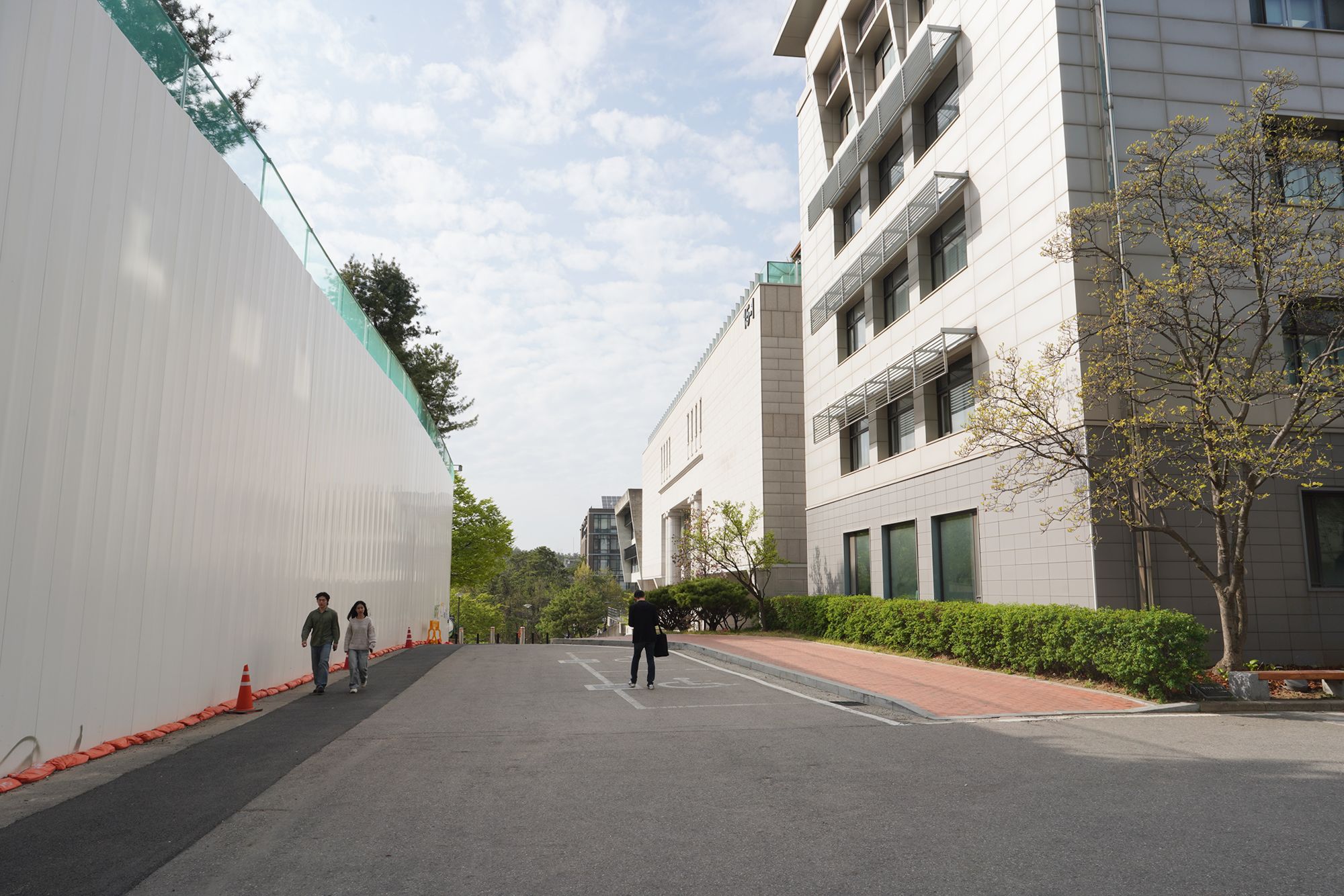 Seoul National University (32) Seoul National University (32)