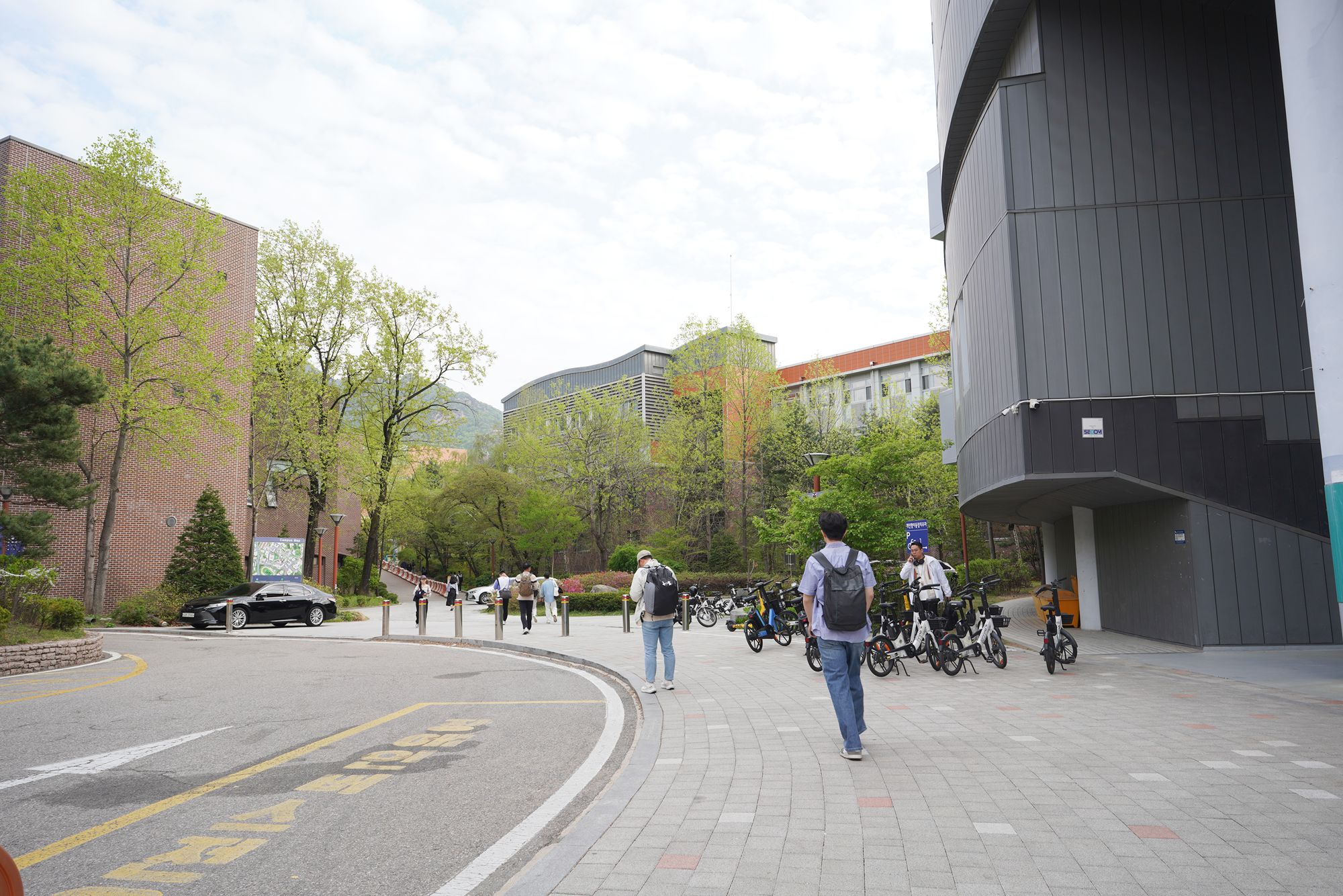 Seoul National University (50) Seoul National University (50)