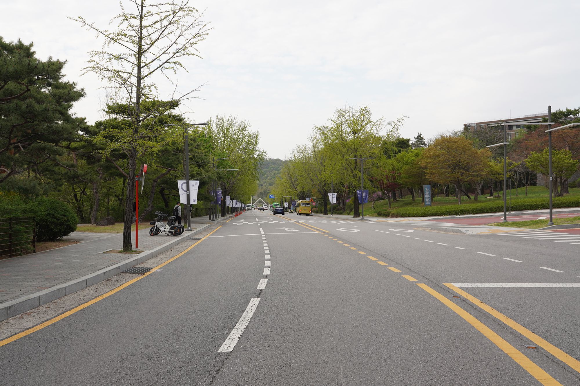 Seoul National University (61) Seoul National University (61)
