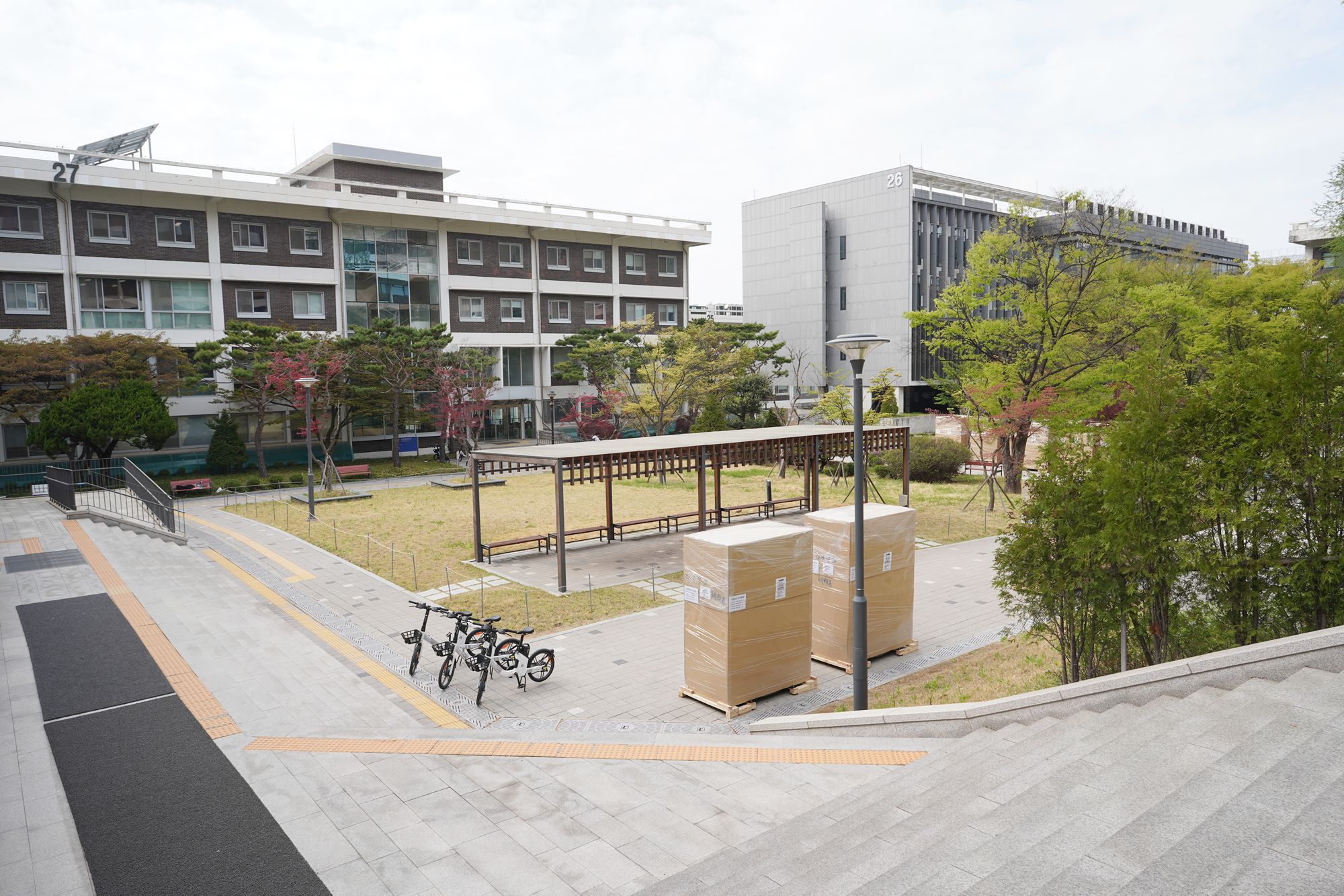 Seoul National University (9) Seoul National University (9)