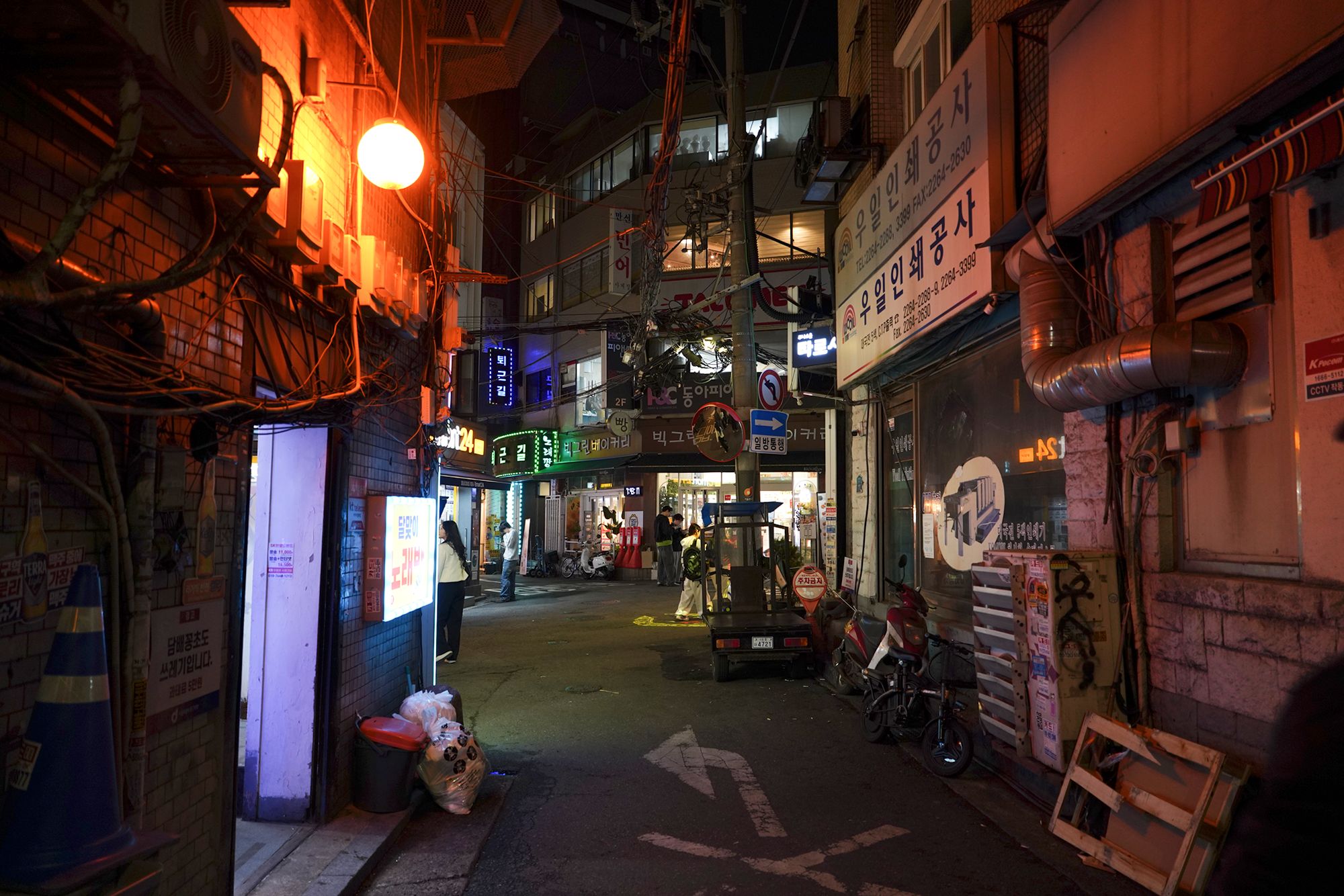 Seoul Uljiro Walk (203) Seoul Uljiro Walk (203)