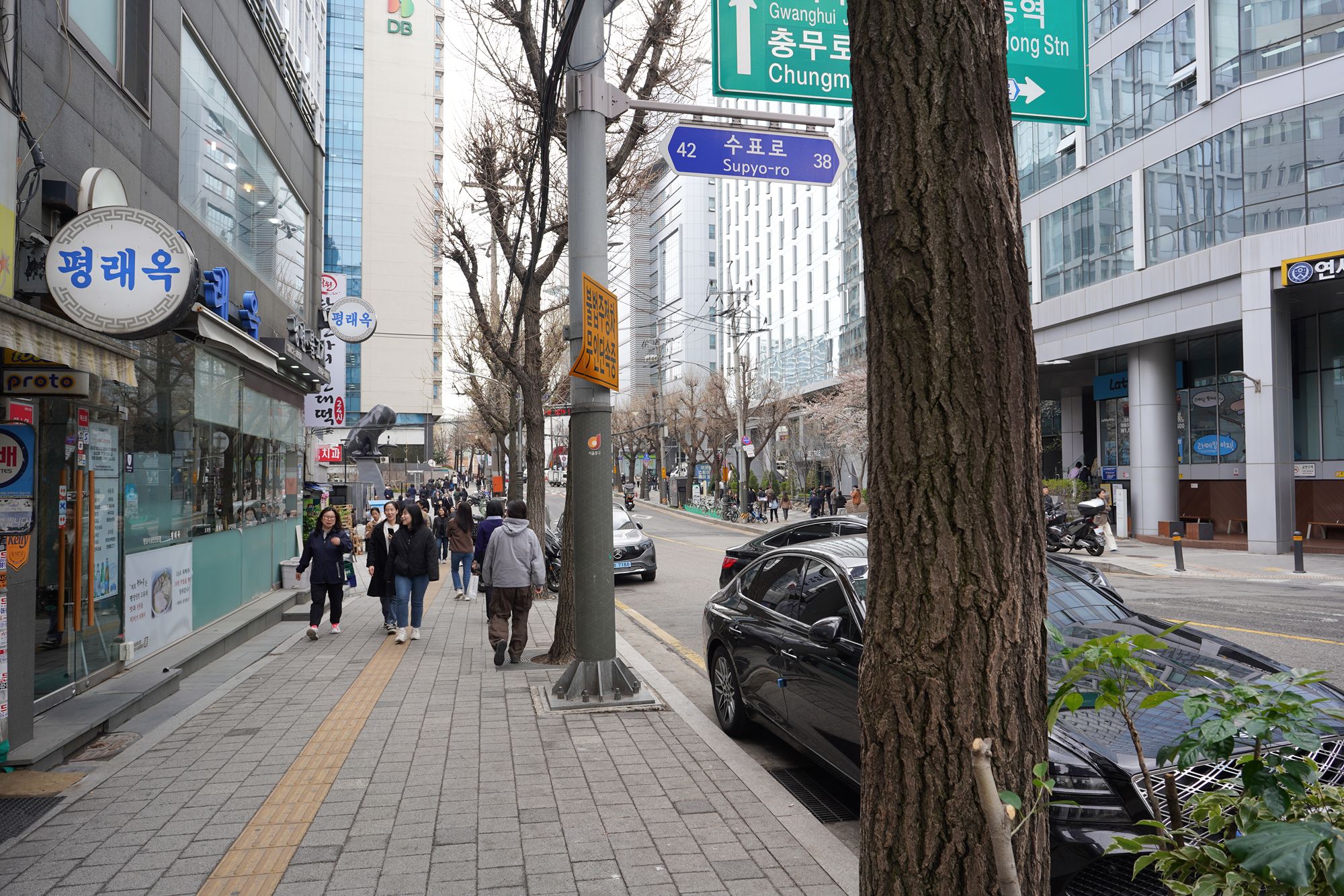 Seoul Uljiro Walk (22) Seoul Uljiro Walk (22)