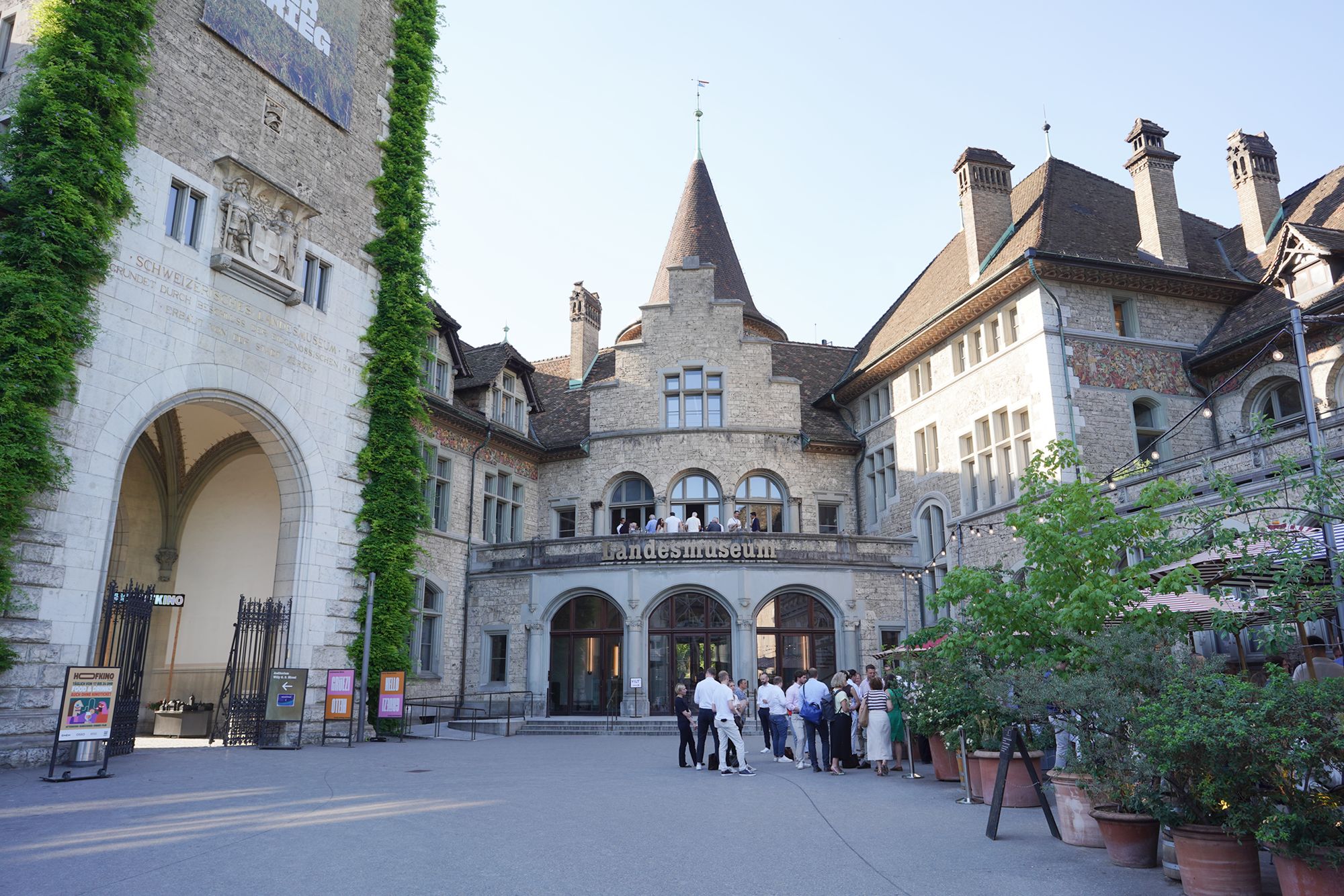 Swiss National Museum – History (167) Swiss National Museum – History (167)