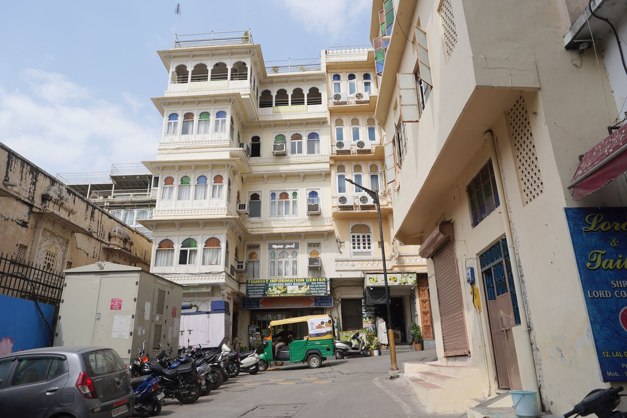 Udaipur City Walk and Jagdish Temple (66)