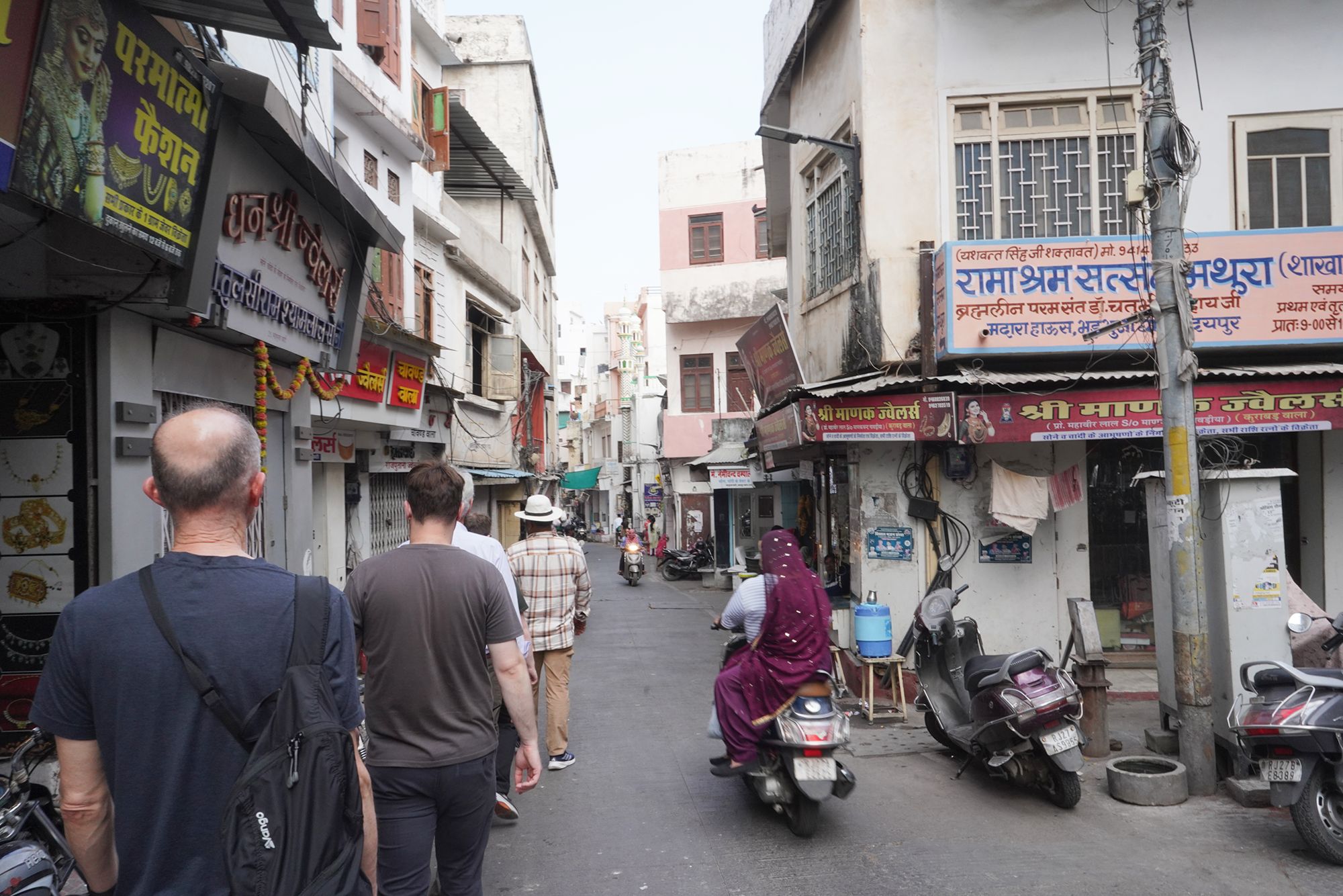 Udaipur City Walk and Jagdish Temple (83)