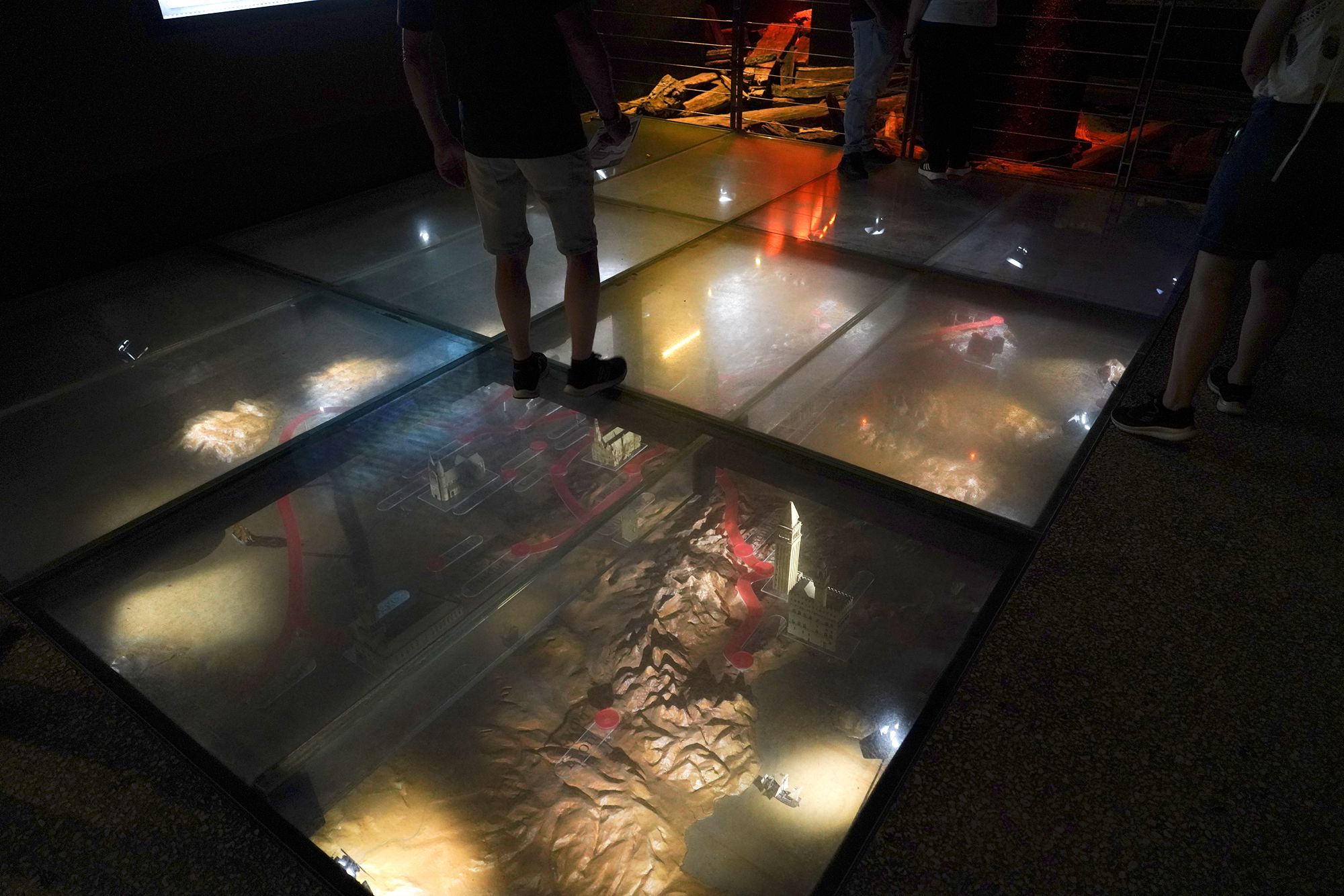 Underground Museum (24) Underground Museum (24)