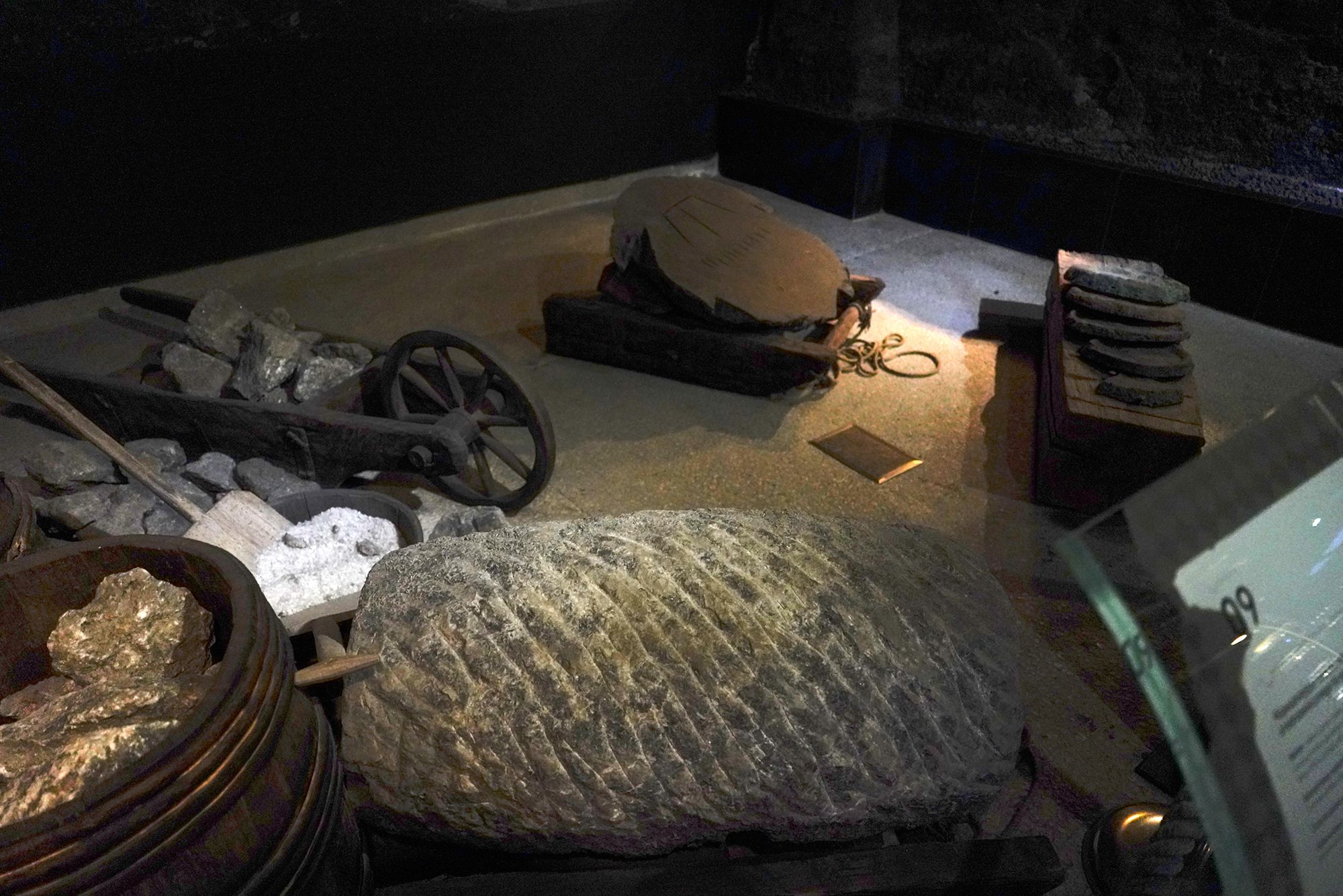 Underground Museum (33) Underground Museum (33)