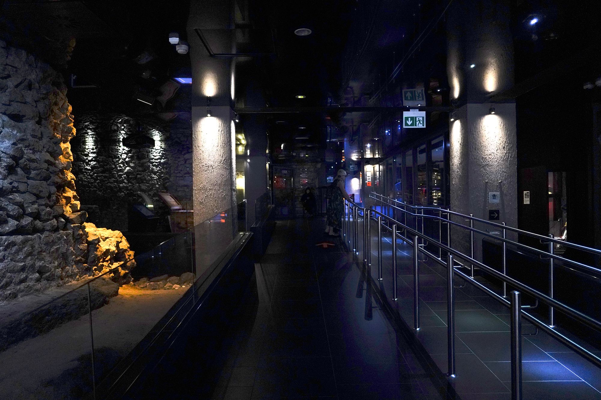 Underground Museum (79) Underground Museum (79)