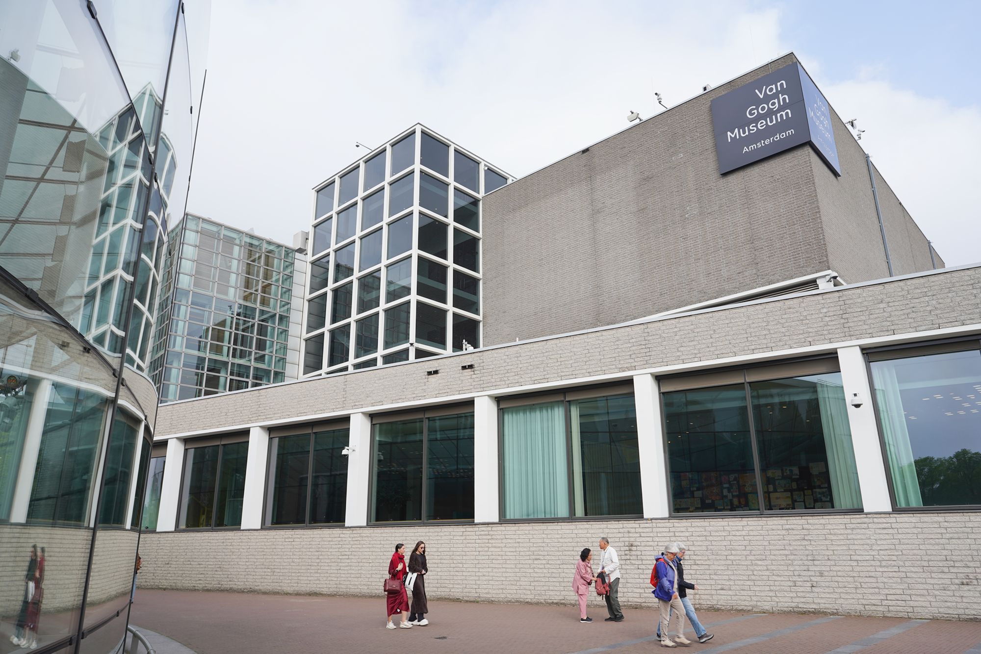 Van Gogh Museum I (8) Van Gogh Museum I (8)