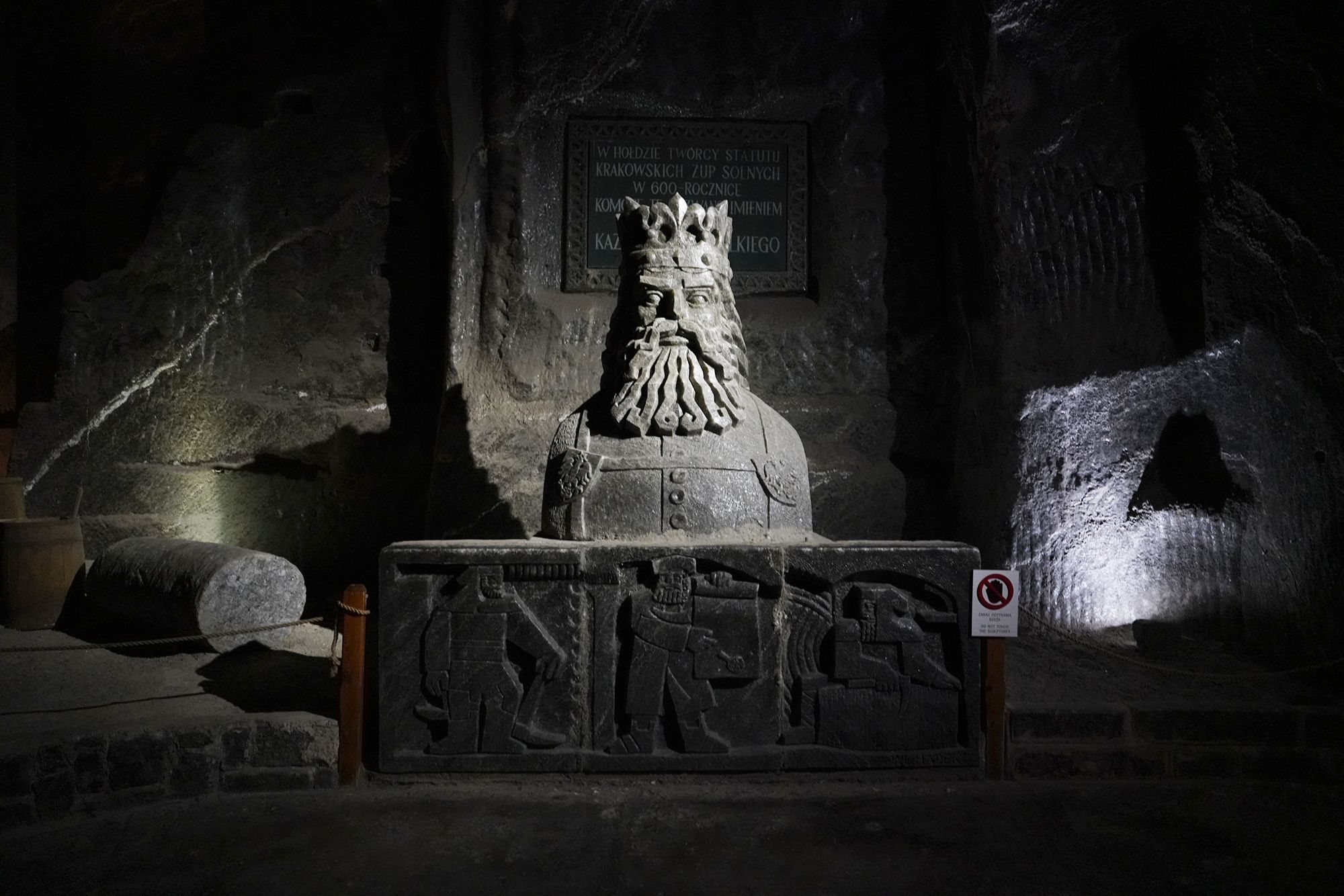 Wieliczka Salt Mine (48)