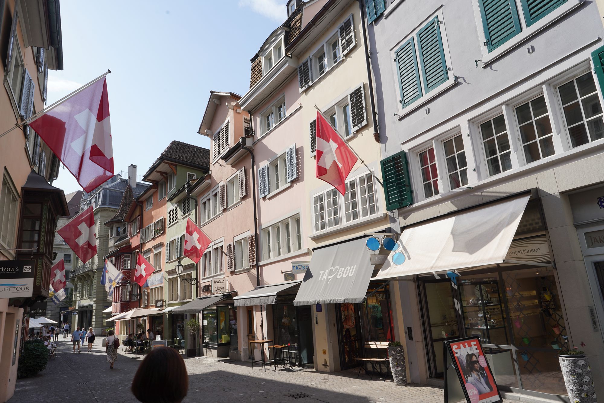 Zurich Walk (102)