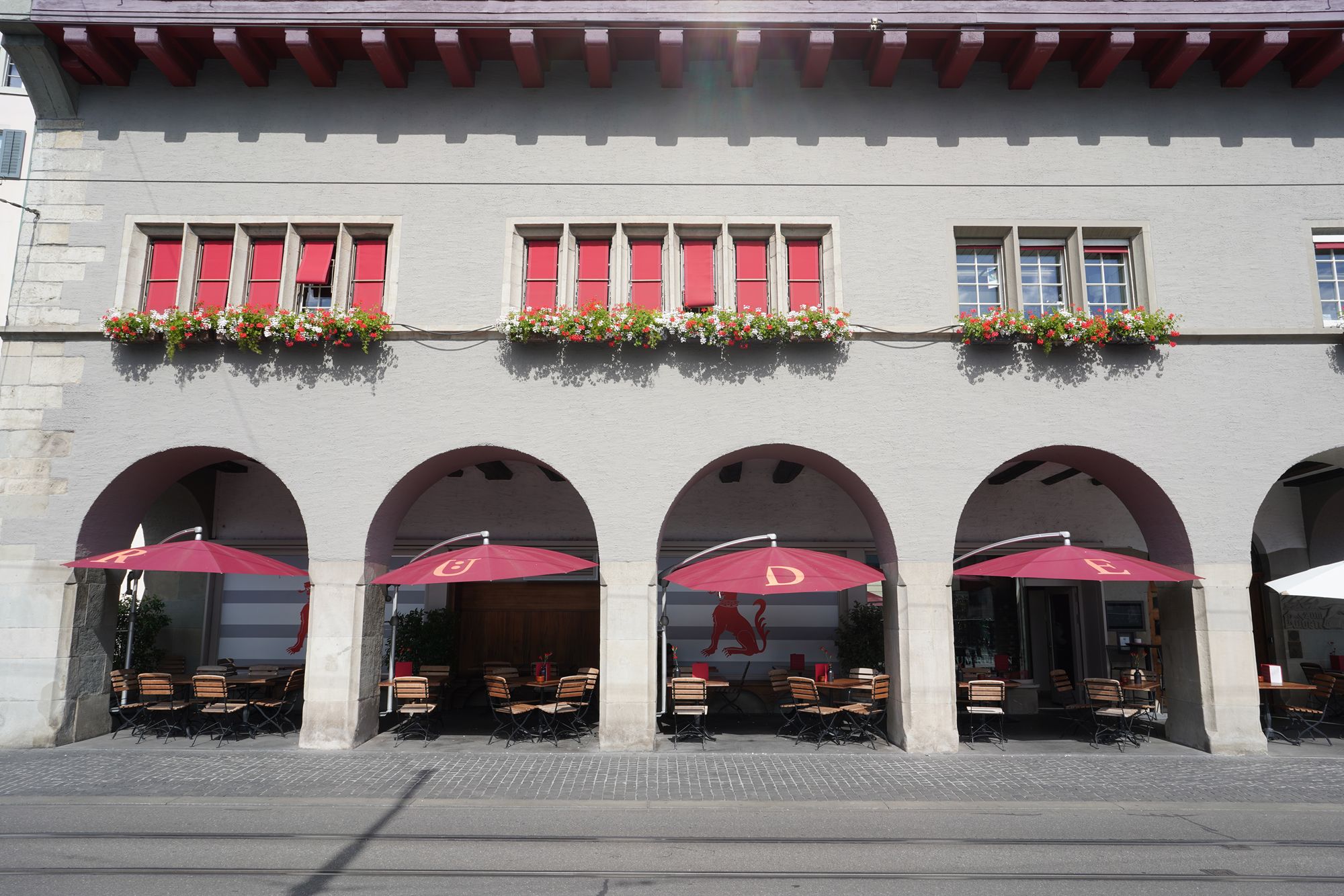 Zurich Walk (11)