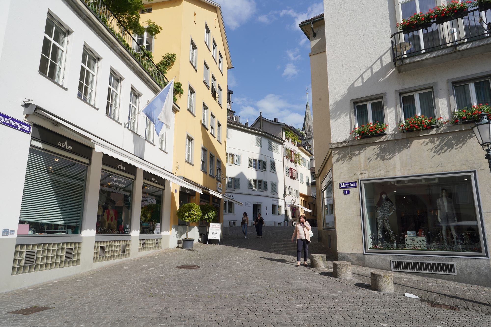 Zurich Walk (112)