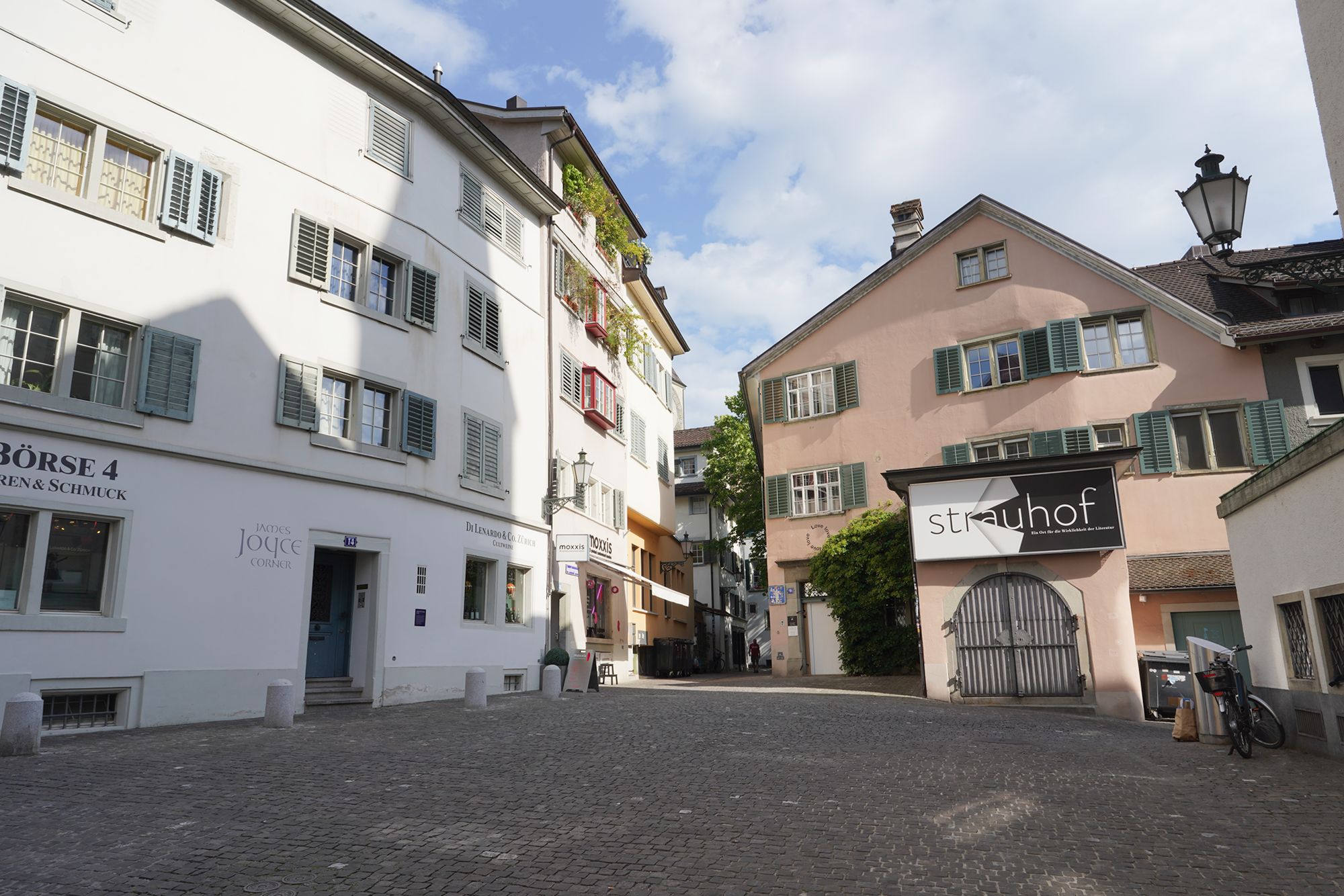 Zurich Walk (113)