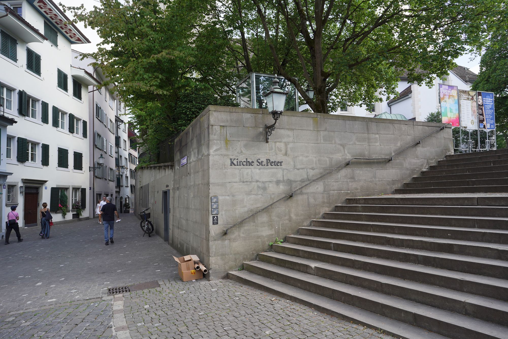 Zurich Walk (124)