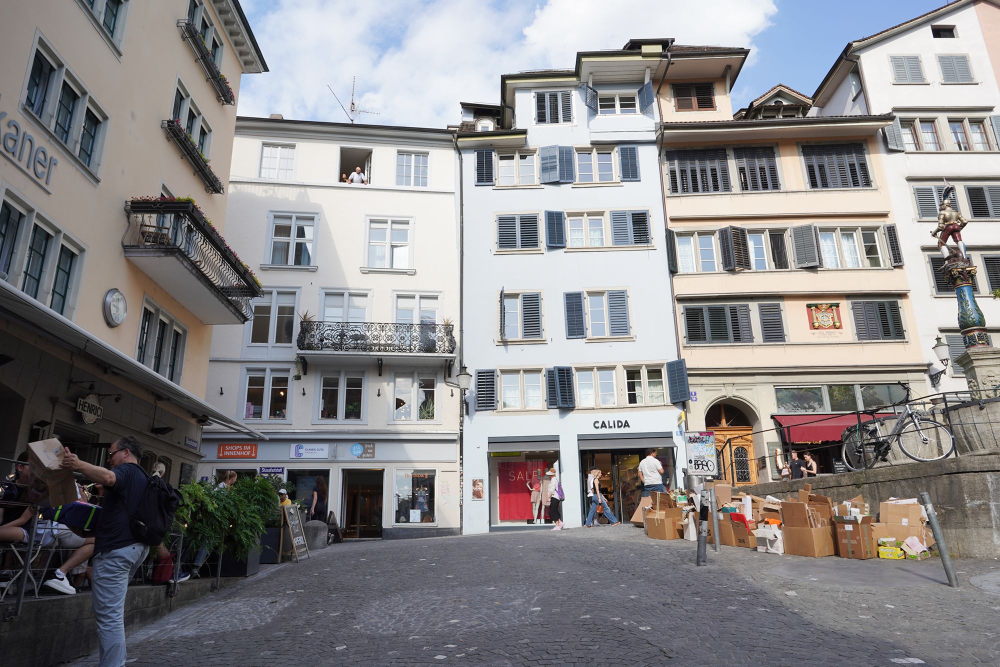 Zurich Walk (136)